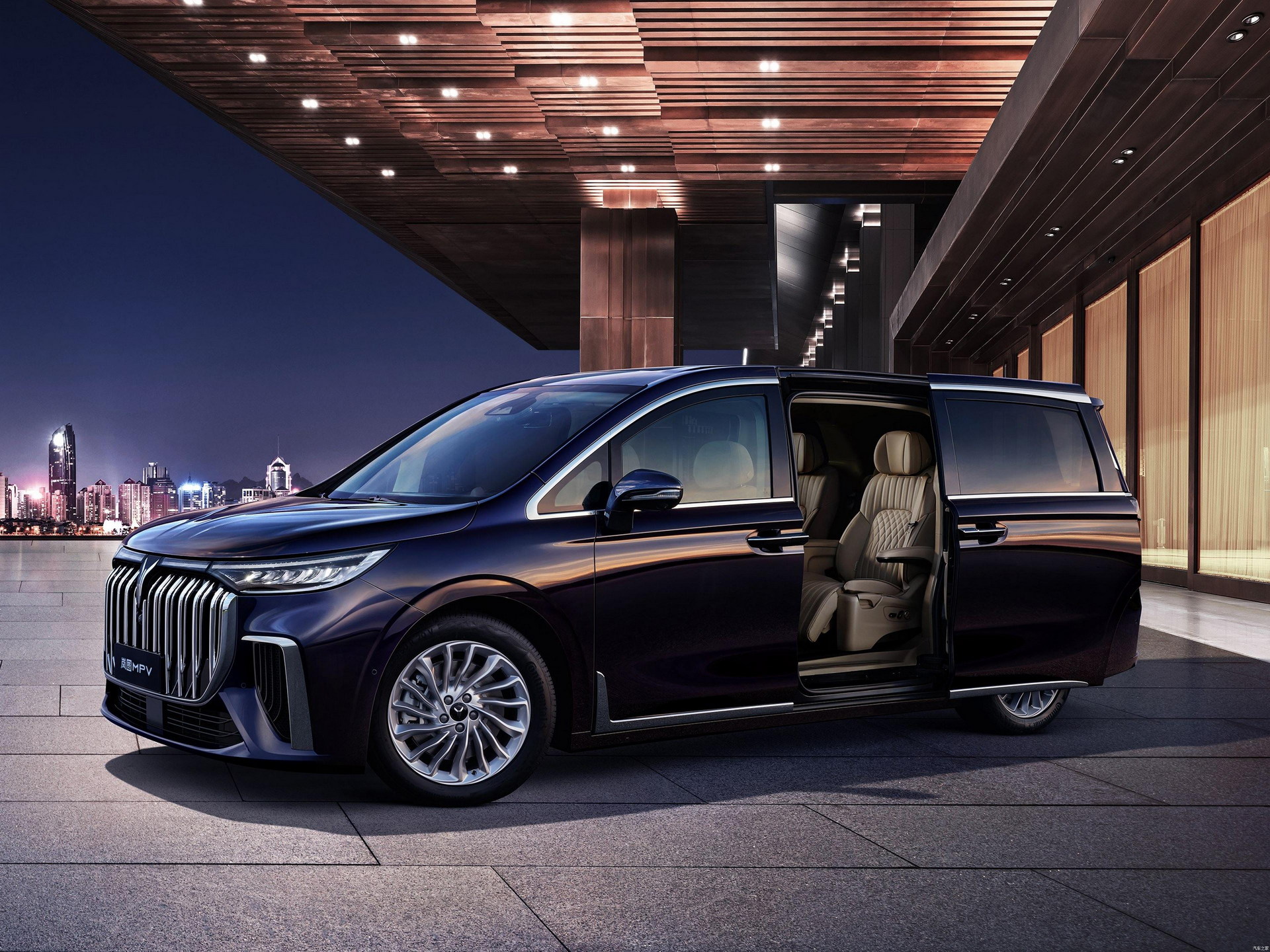 China’s Voyah Dreamer Took The Hilarious BMW Grille Meme Seriously