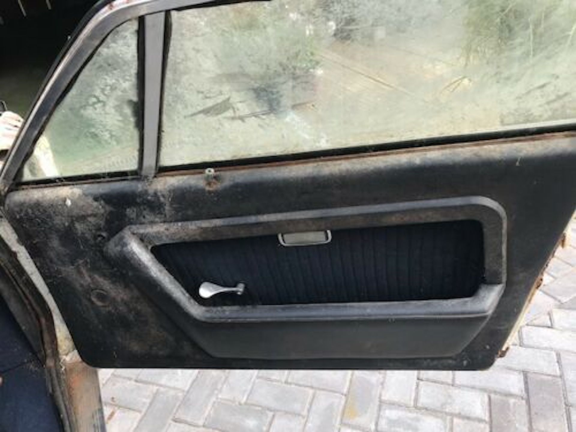 Would You Pay $20k For The World’s Rustiest (And Engine-less) Ferrari?