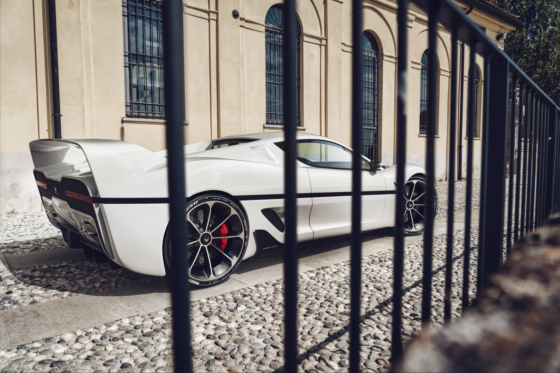 Project FENIX Illustration Tries To Bring The Ferrari F50 Into The 21st Century