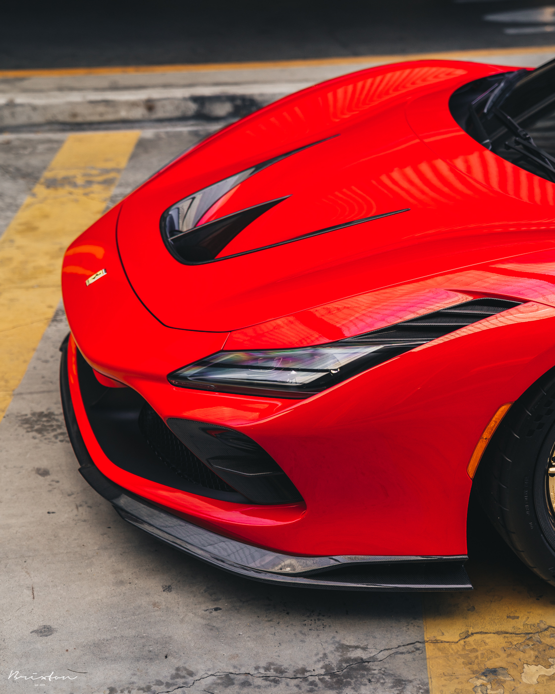 Ferrari F8 Tributo Glistens With Gold Wheels