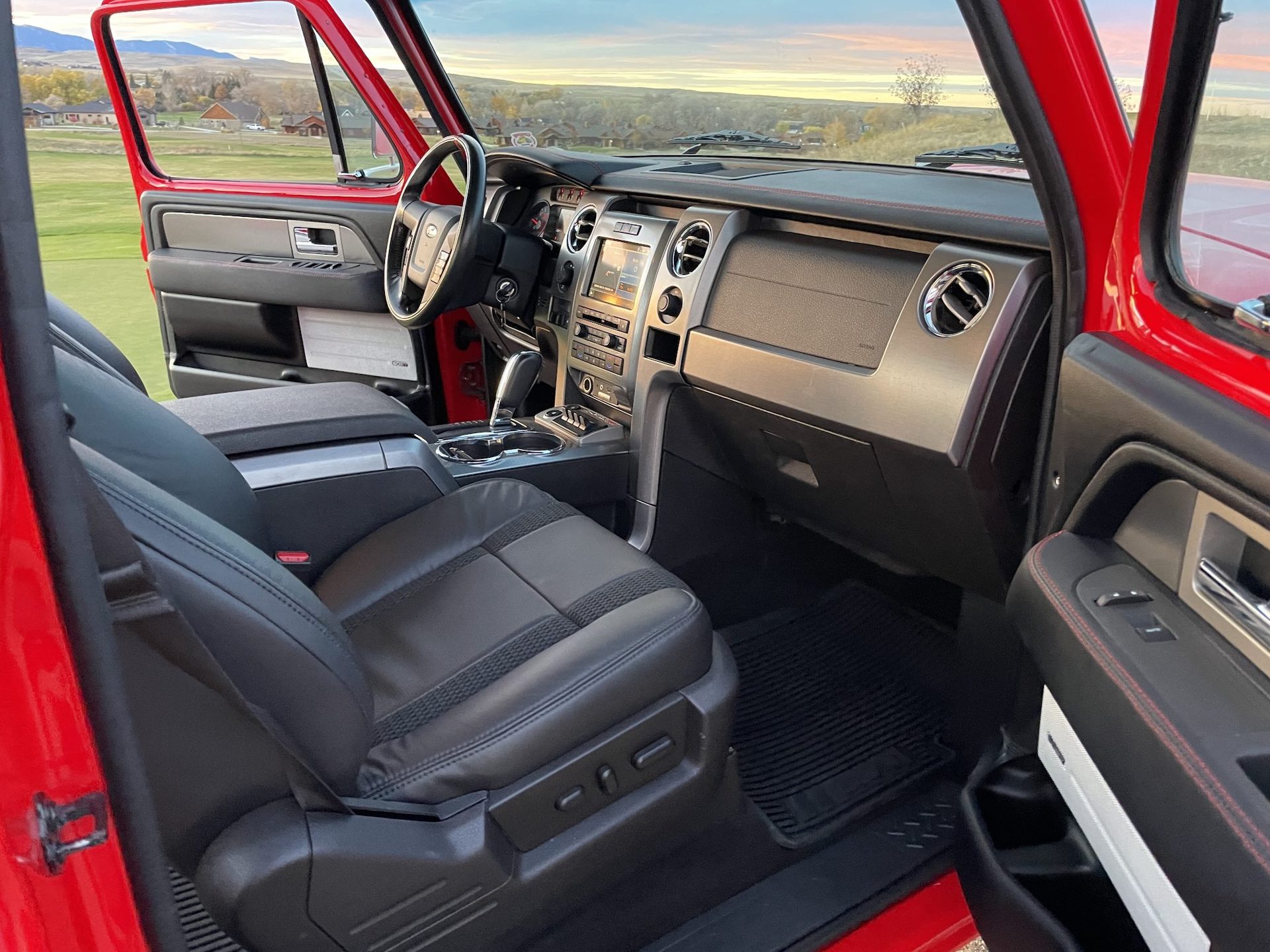 Ford F-150 SVT Raptor-Based Retro With 1970s Bronco Face Is Our Kind Of Classic Truck