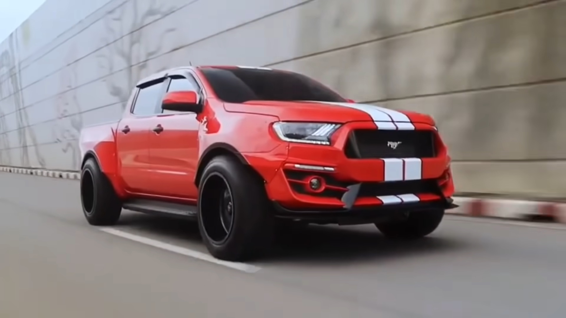 Thai’s WAT Ford Ranger Sends Sportscar Vibes With Shelby Mustang Like Face And Bolt-On Fenders