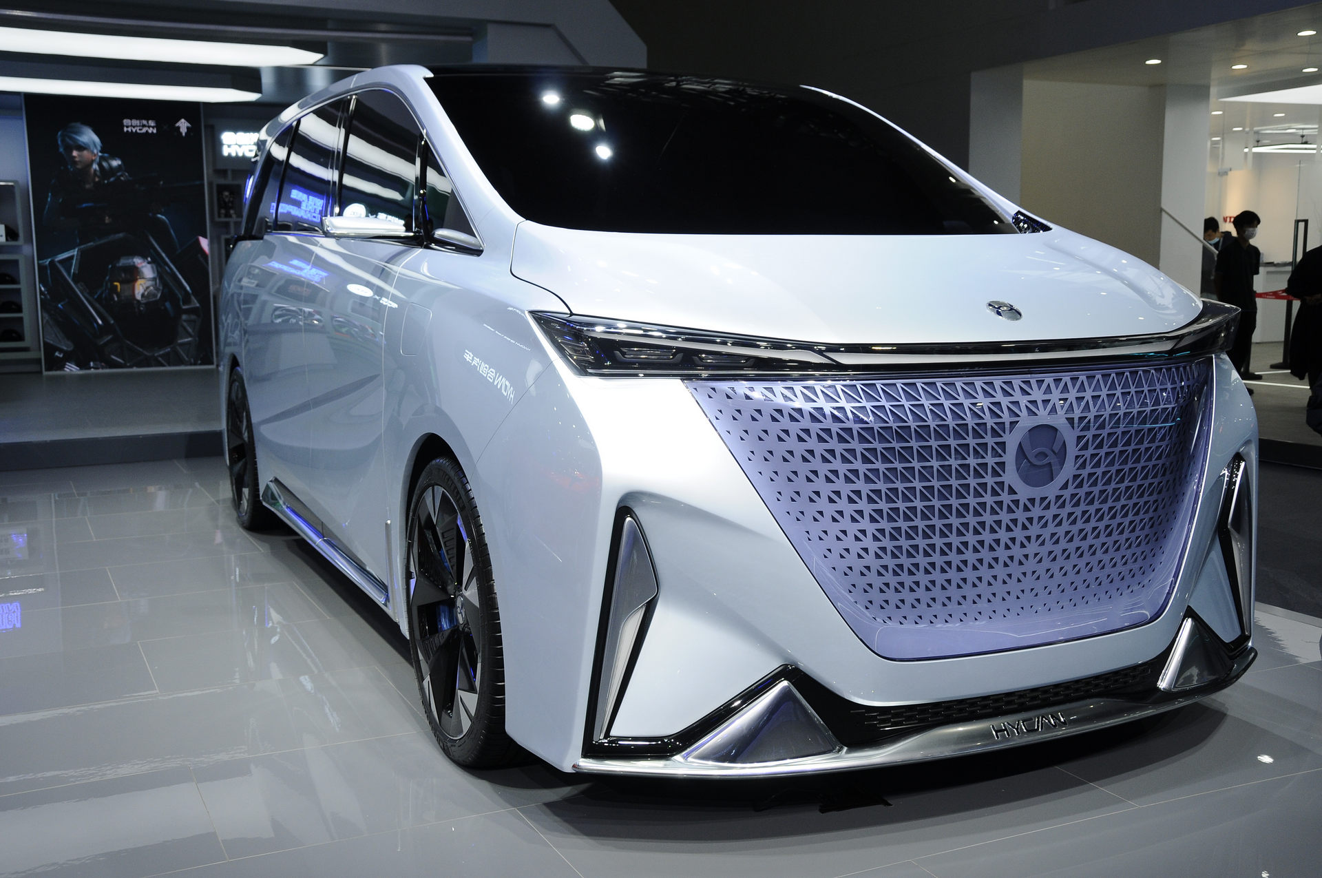 Hechuang Concept-M Is An All-Electric Minivan Unlike Any Other