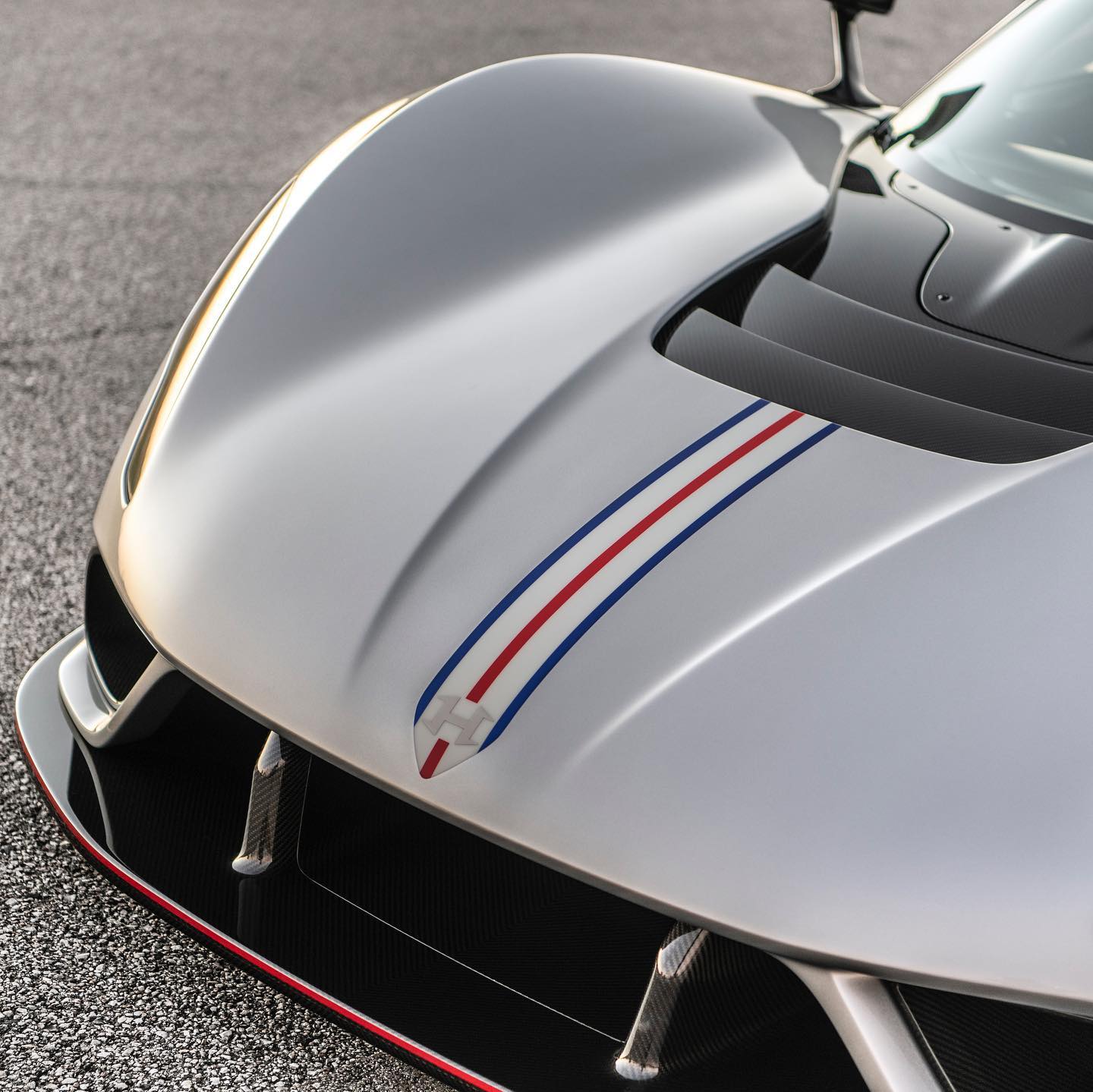 Would You Take This Silver Hennessey Venom F5 Over A Bugatti Chiron?