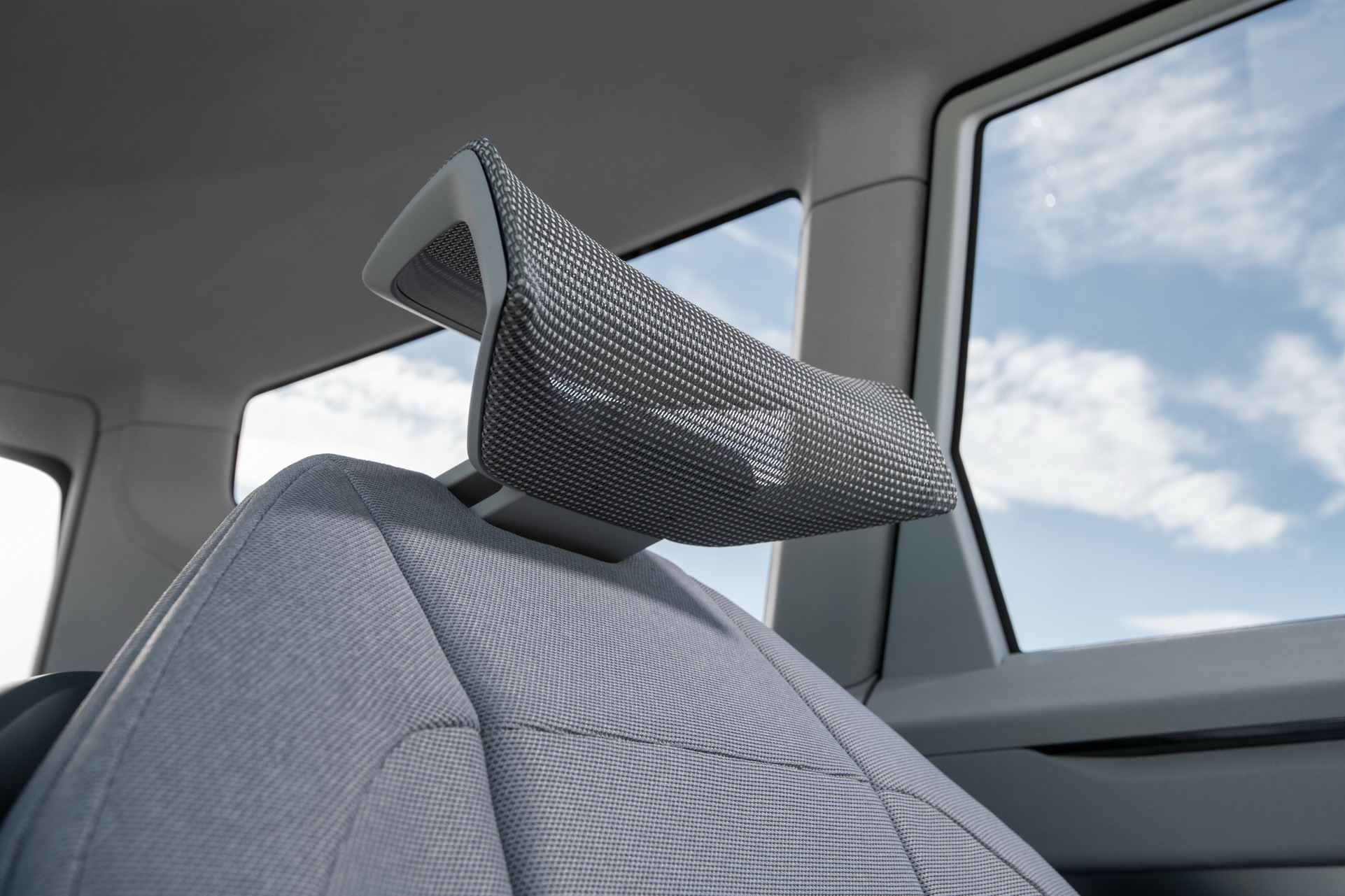 Kia EV9 Concept Prepares Us For New Electric 3-Row SUV The Size Of The Telluride