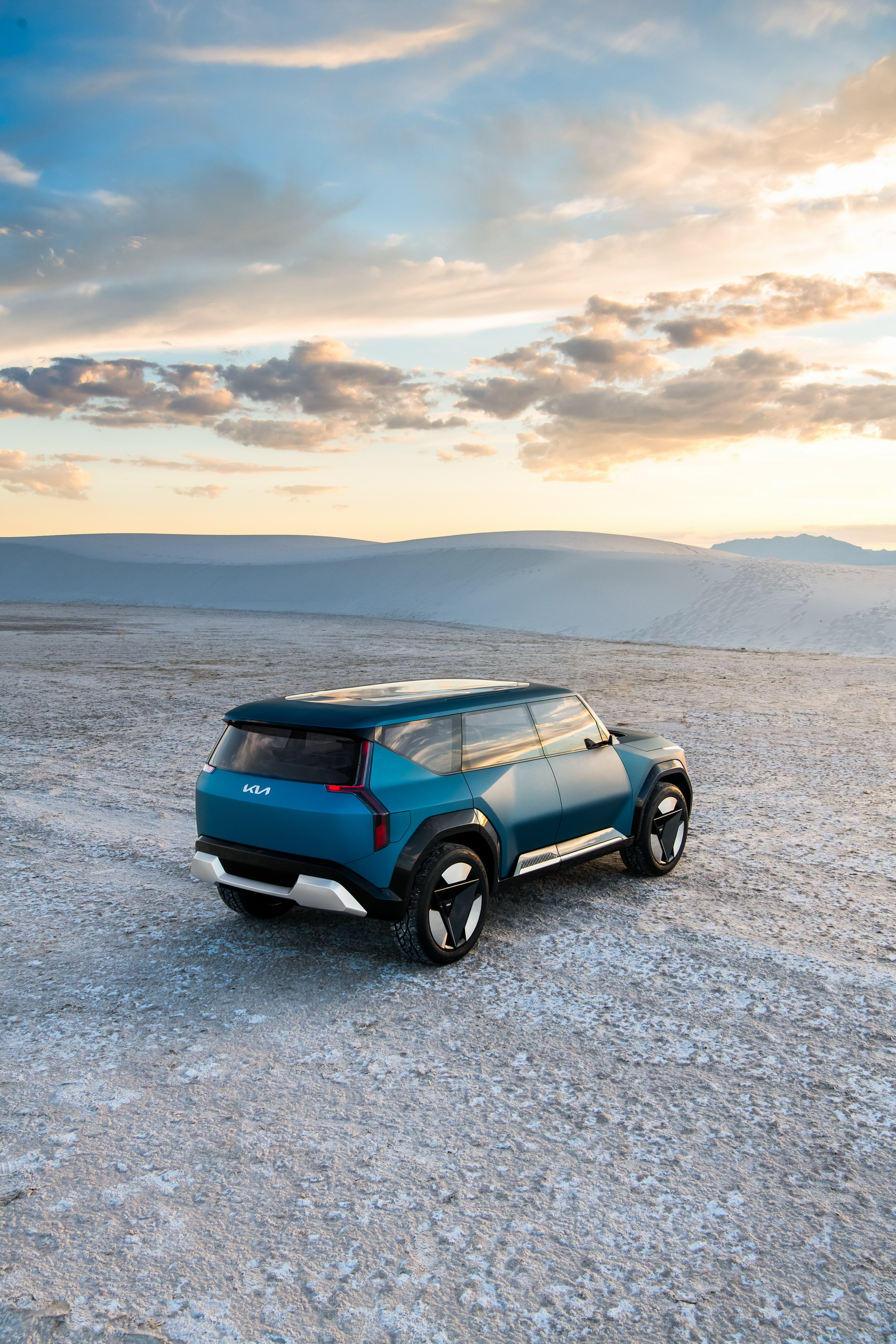 Kia EV9 Concept Prepares Us For New Electric 3-Row SUV The Size Of The Telluride