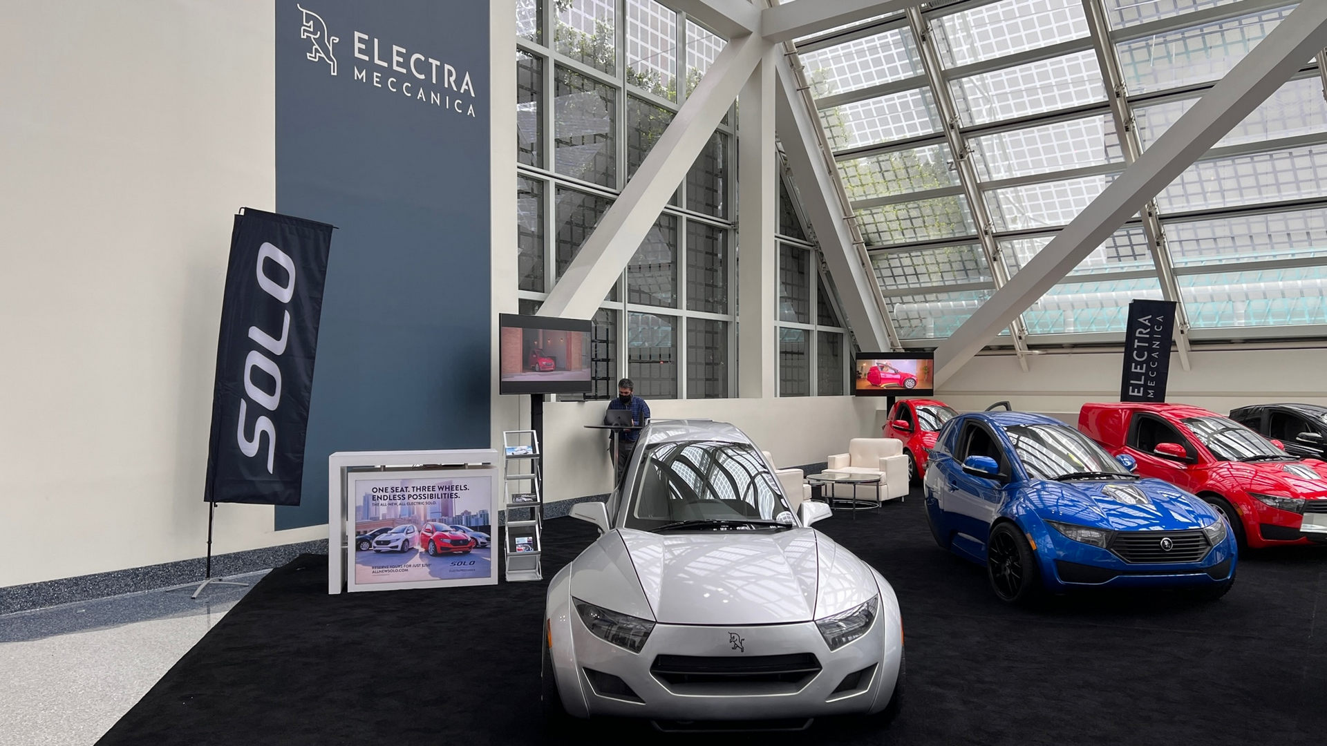 Sondors, Imperium, And Electra Meccanica Three-Wheelers Turn Heads In LA Auto Show