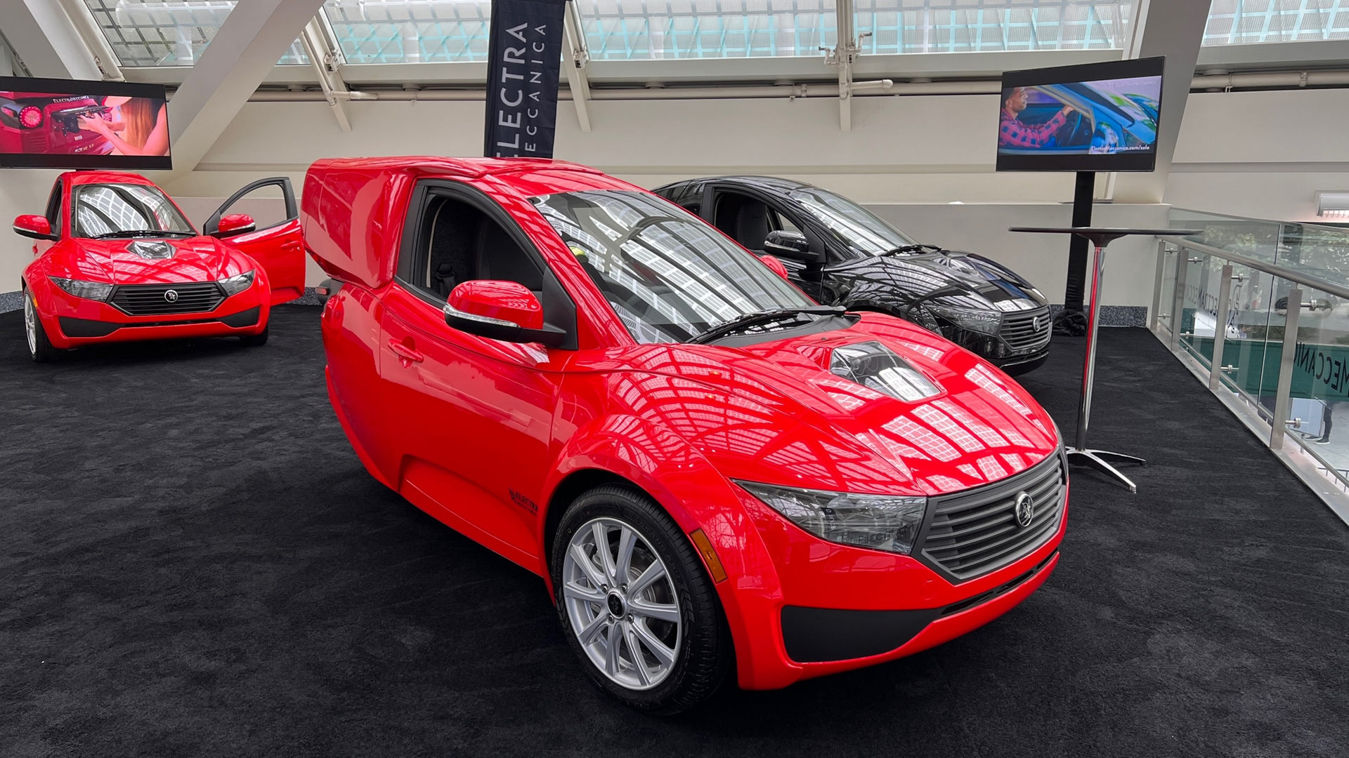 Sondors, Imperium, And Electra Meccanica Three-Wheelers Turn Heads In LA Auto Show