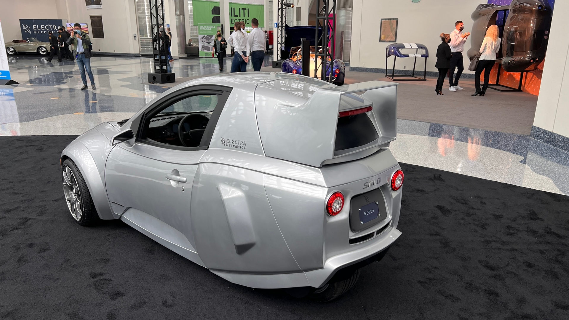 Sondors, Imperium, And Electra Meccanica Three-Wheelers Turn Heads In LA Auto Show