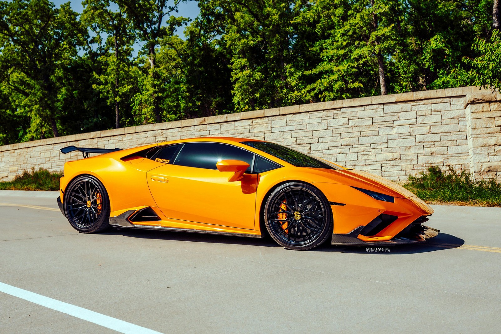 Who Needs An STO When You Can Modify A Lamborghini Huracan Like This?