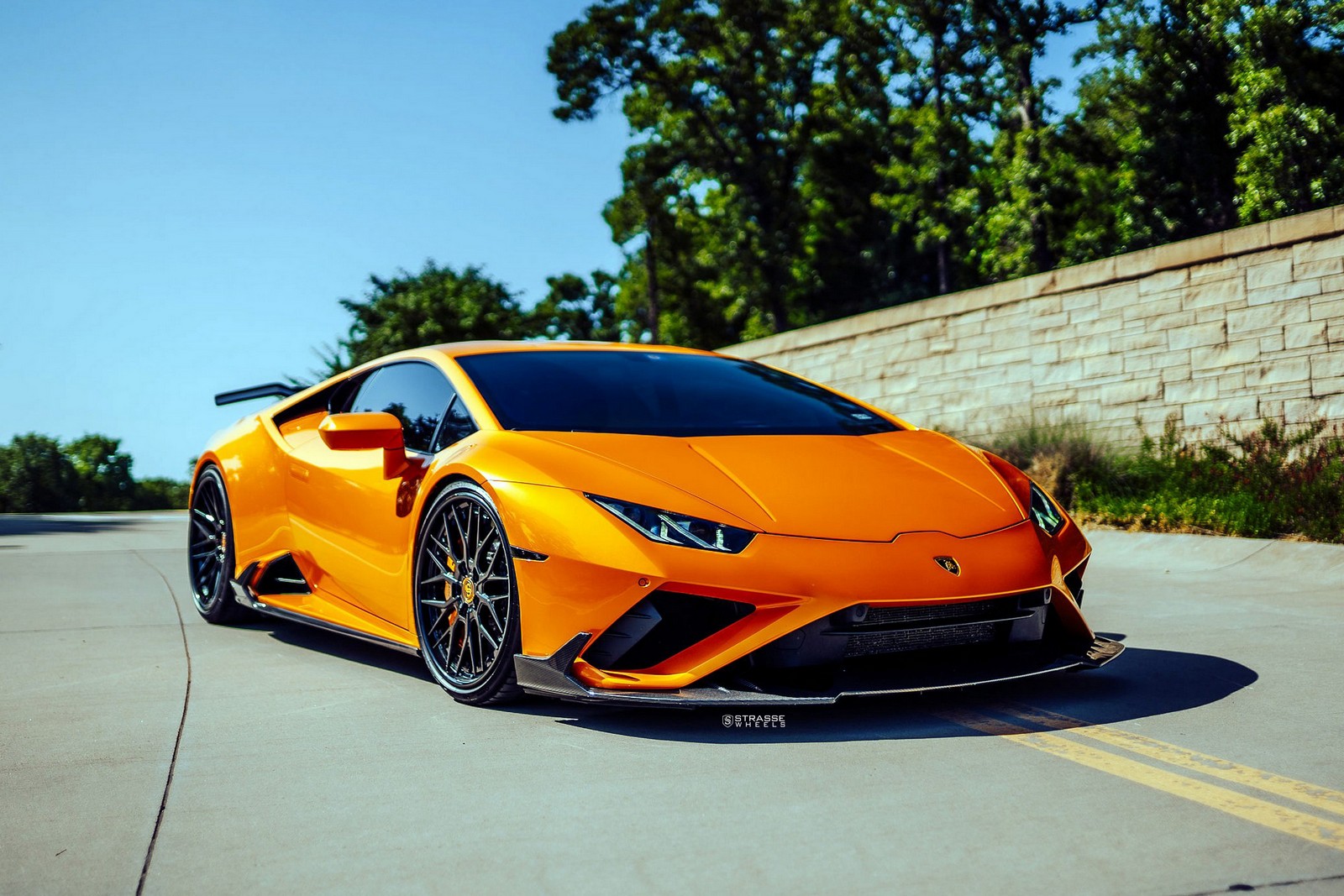 Who Needs An STO When You Can Modify A Lamborghini Huracan Like This?