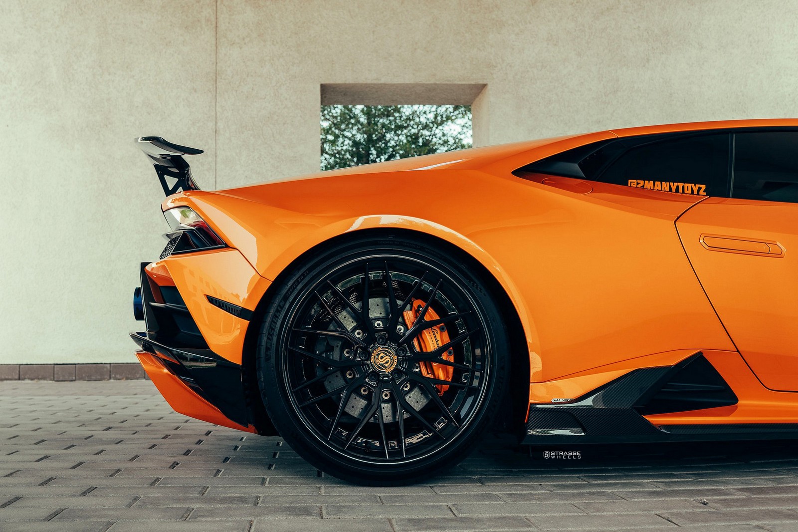 Who Needs An STO When You Can Modify A Lamborghini Huracan Like This?