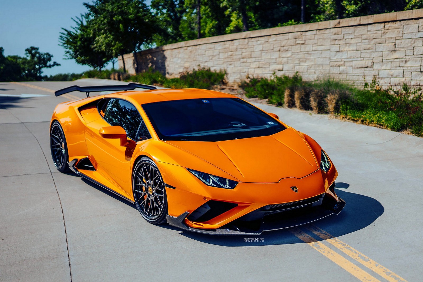 Who Needs An STO When You Can Modify A Lamborghini Huracan Like This?