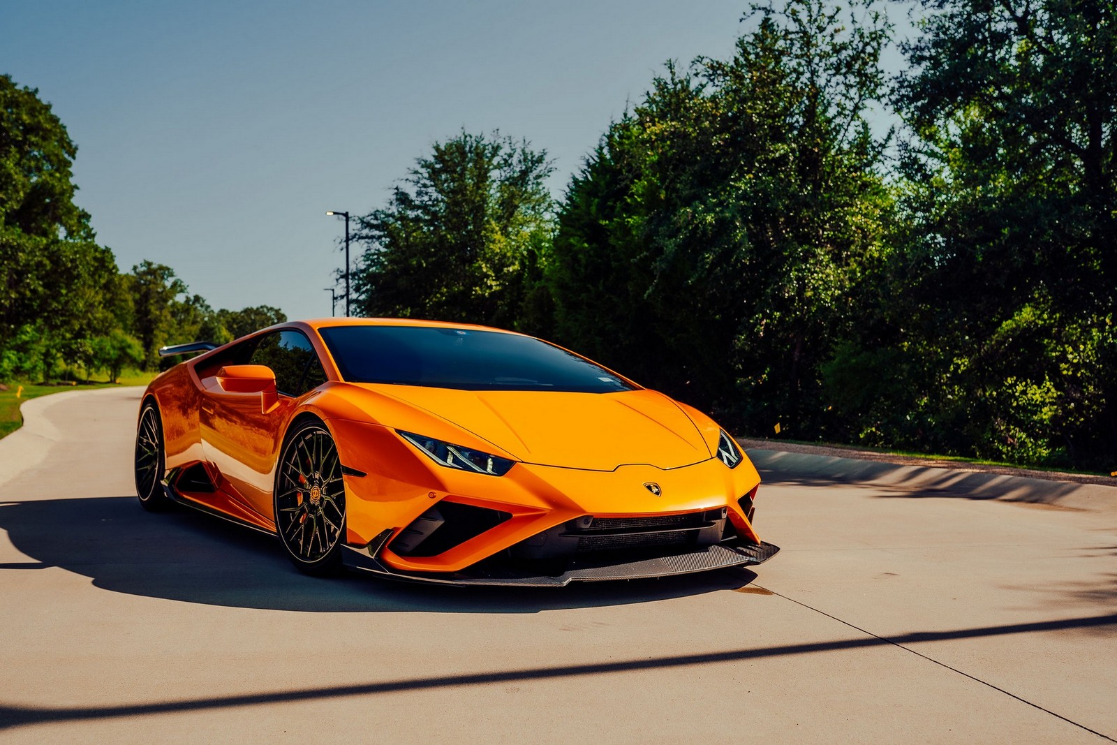 Who Needs An STO When You Can Modify A Lamborghini Huracan Like This?
