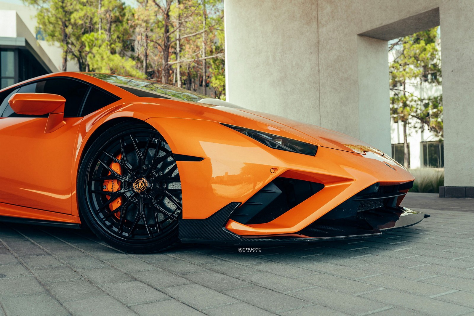 Who Needs An STO When You Can Modify A Lamborghini Huracan Like This?