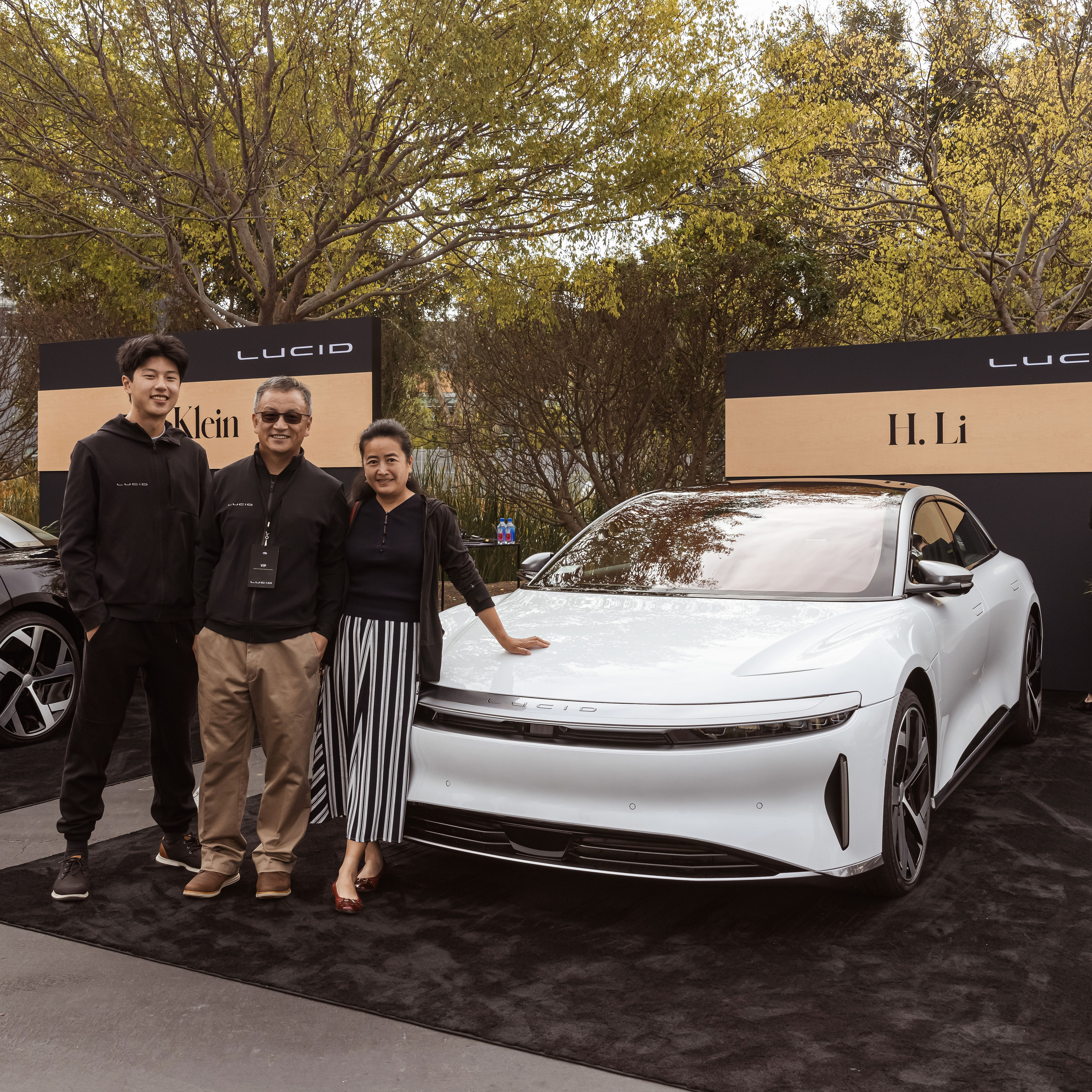 Lucid Makes The Very First Customer Deliveries Of The All-Electric Air