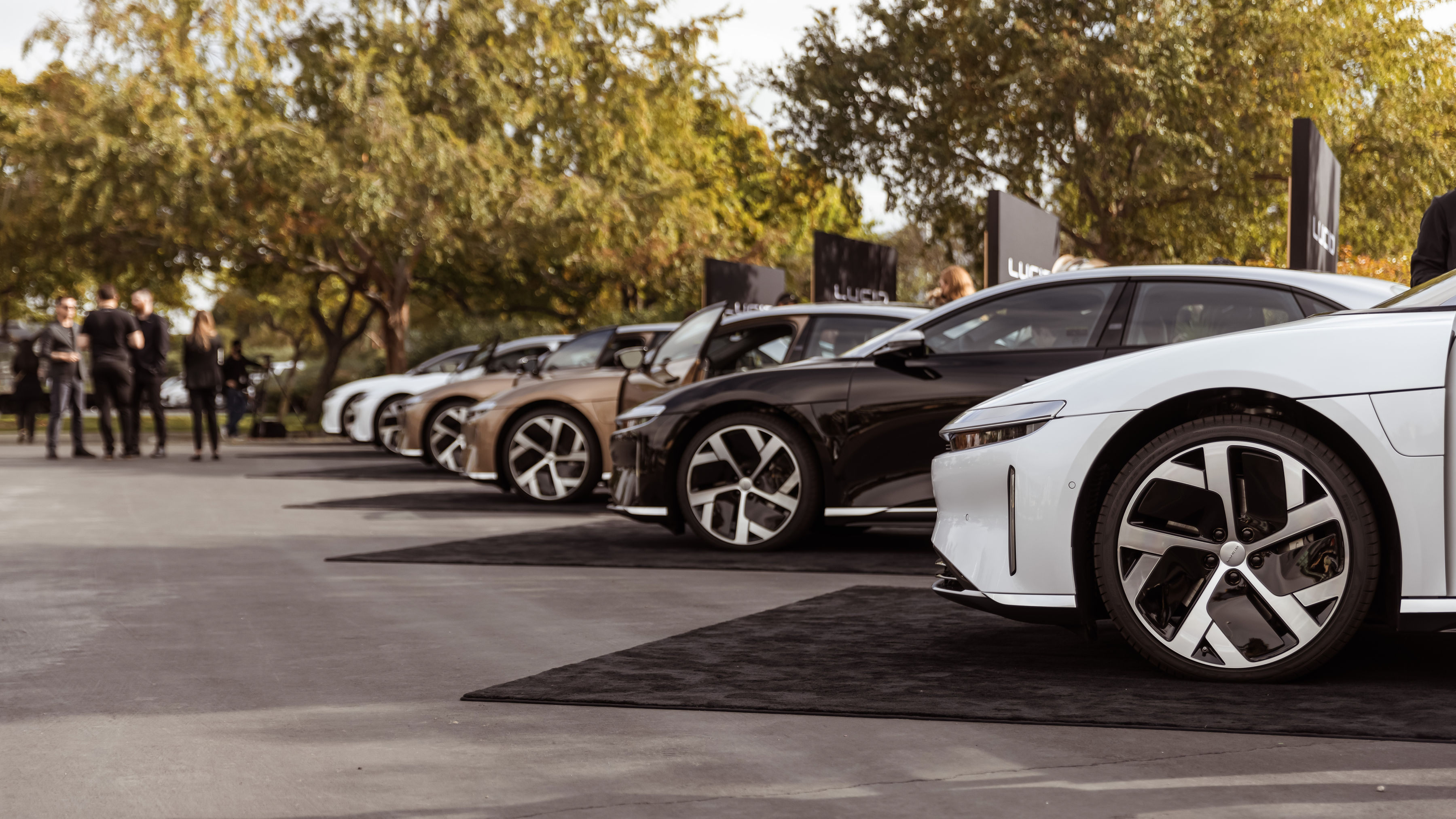 Lucid Makes The Very First Customer Deliveries Of The All-Electric Air