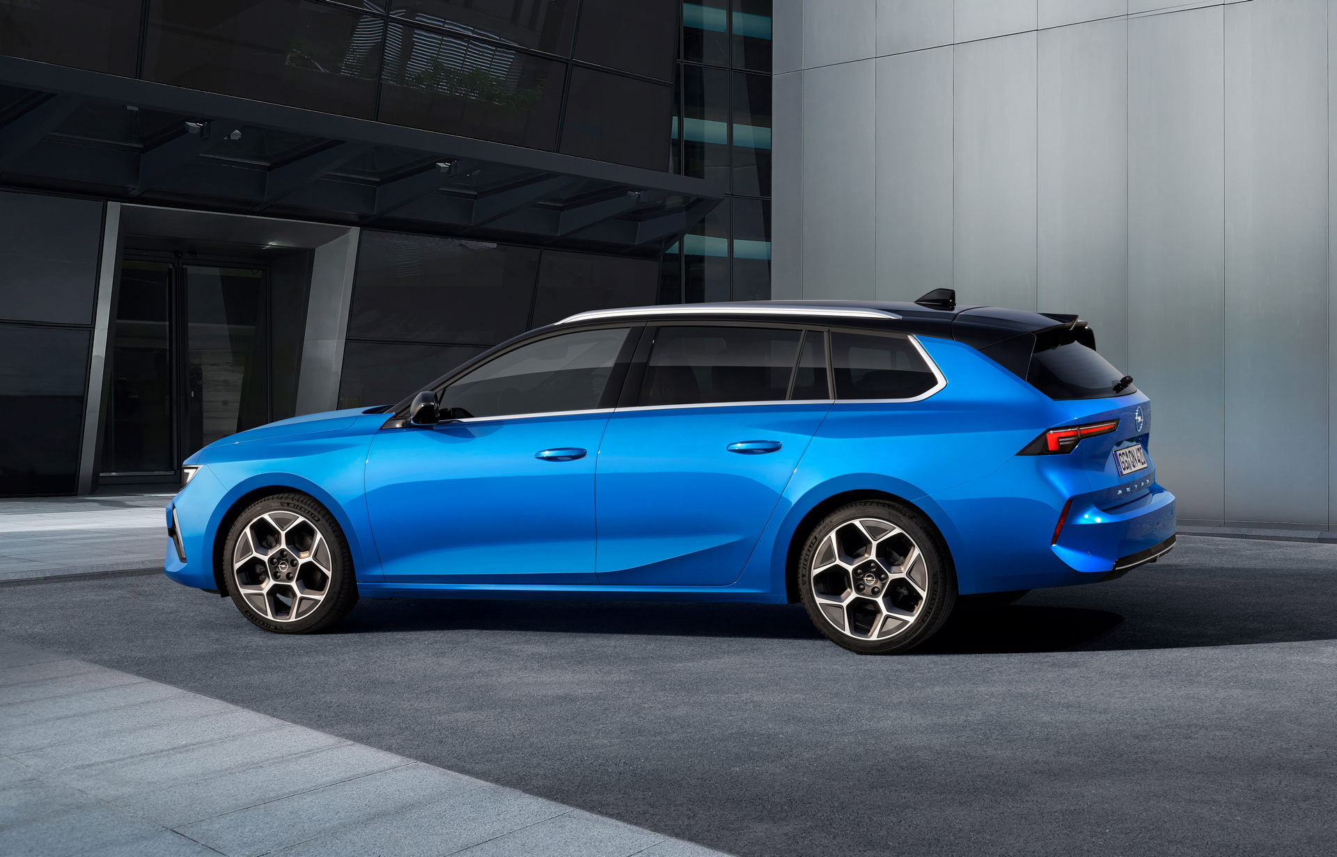 2022 Opel Astra Sports Tourer Is A Sleek And Practical Compact Wagon From Stellantis