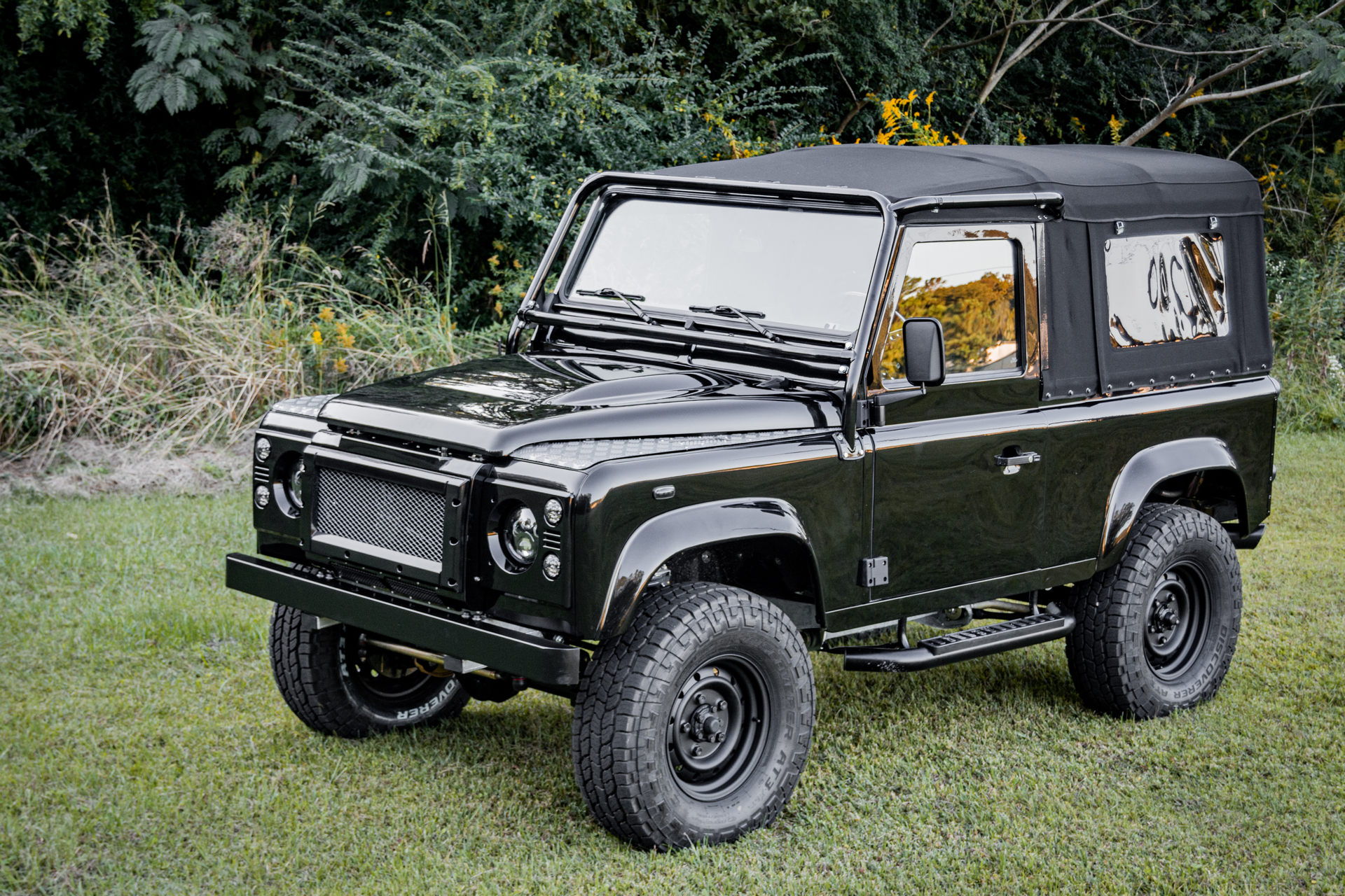 Osprey’s Latest Land Rover Defender Soft Top LS3 V8 Is Fit For Weekend Adventures