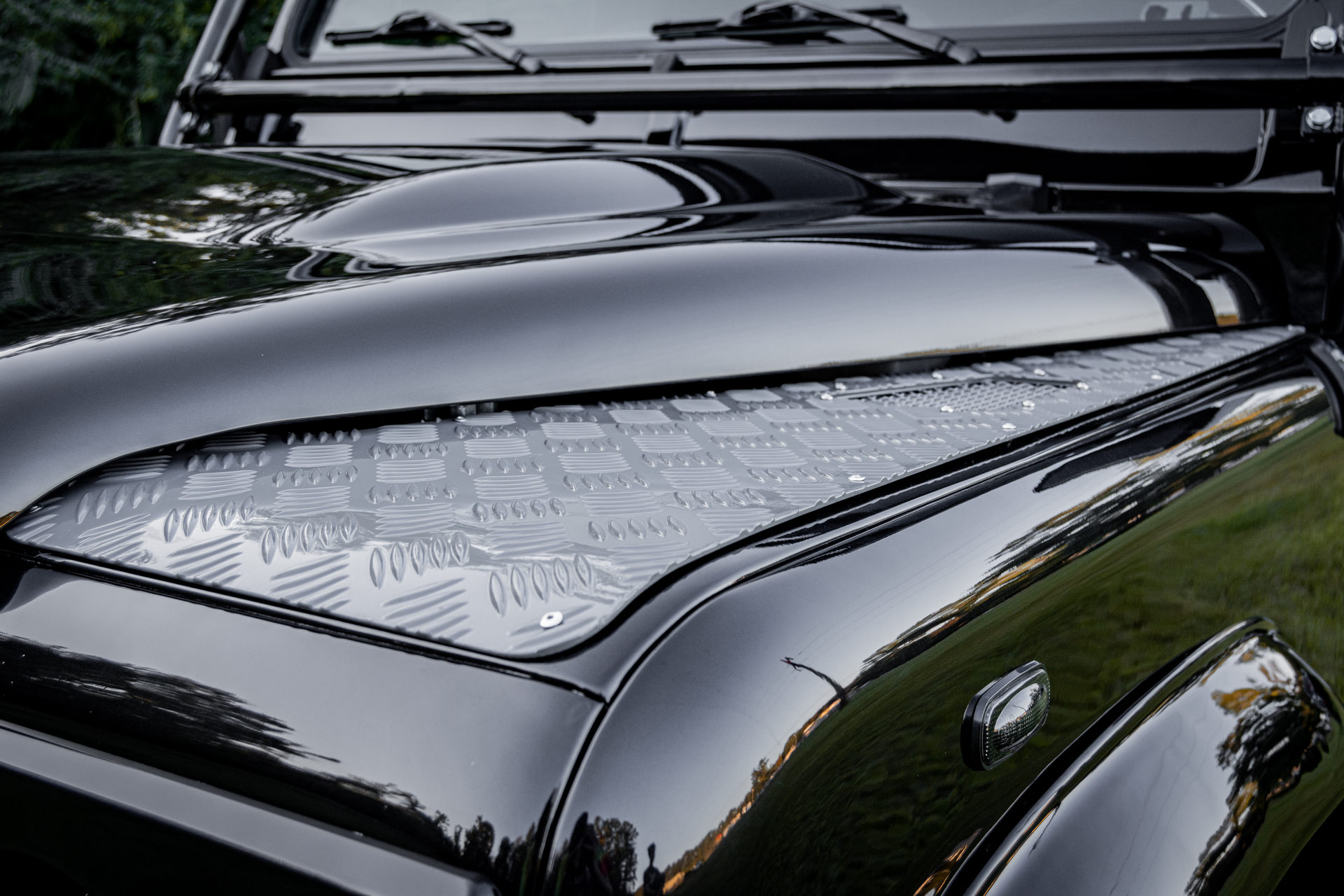 Osprey’s Latest Land Rover Defender Soft Top LS3 V8 Is Fit For Weekend Adventures