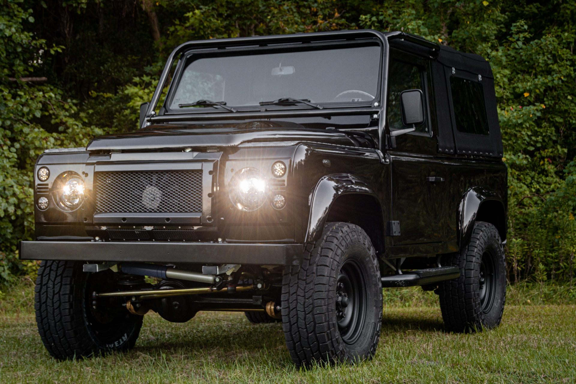 Osprey’s Latest Land Rover Defender Soft Top LS3 V8 Is Fit For Weekend Adventures