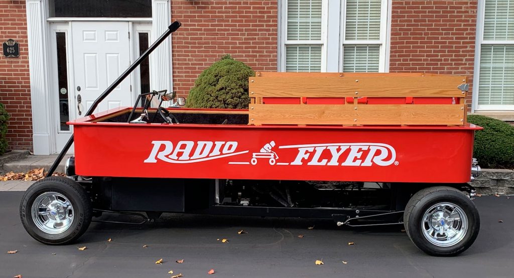  This V8-Powered Radio Flyer Wagon Is For Adults Who Never Grew Up