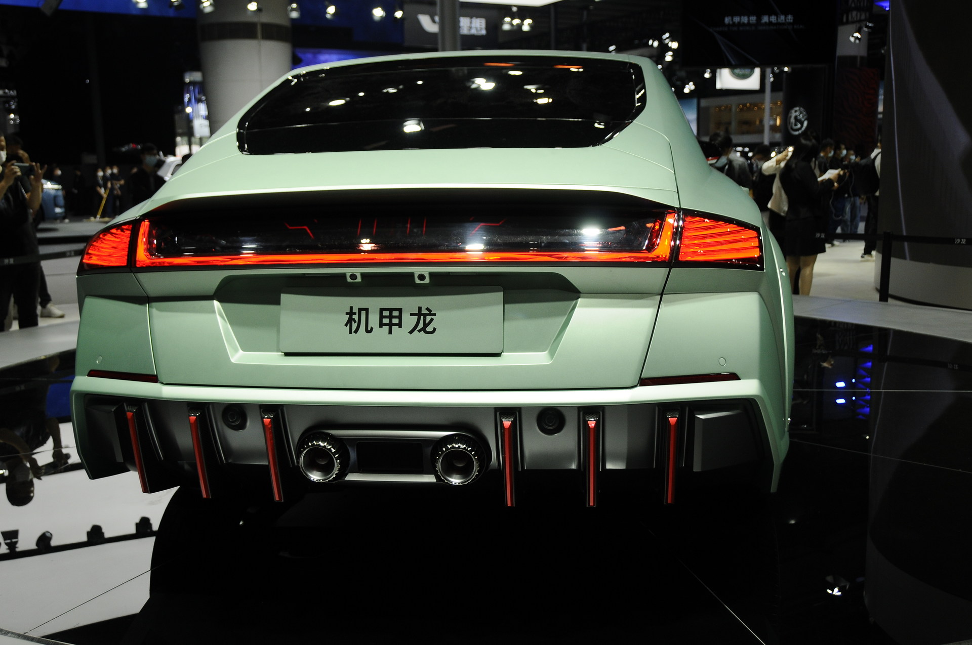 Great Wall’s Saloon Mecha Dragon Premium EV Comes Packed With Tech