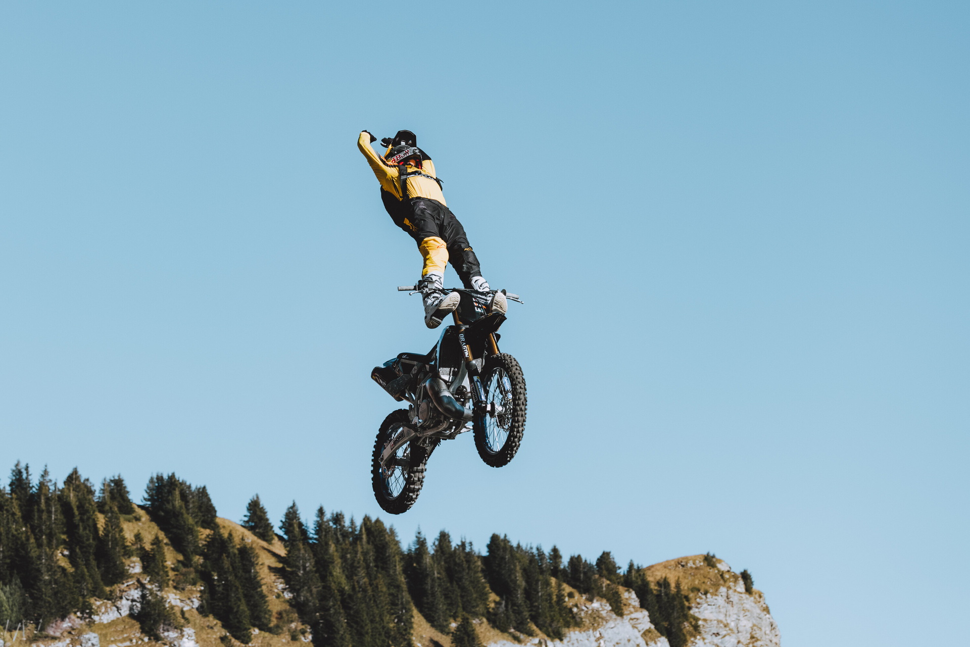 Watch This Daredevil Jump His Motorcycle Off A 443-Foot Cliff