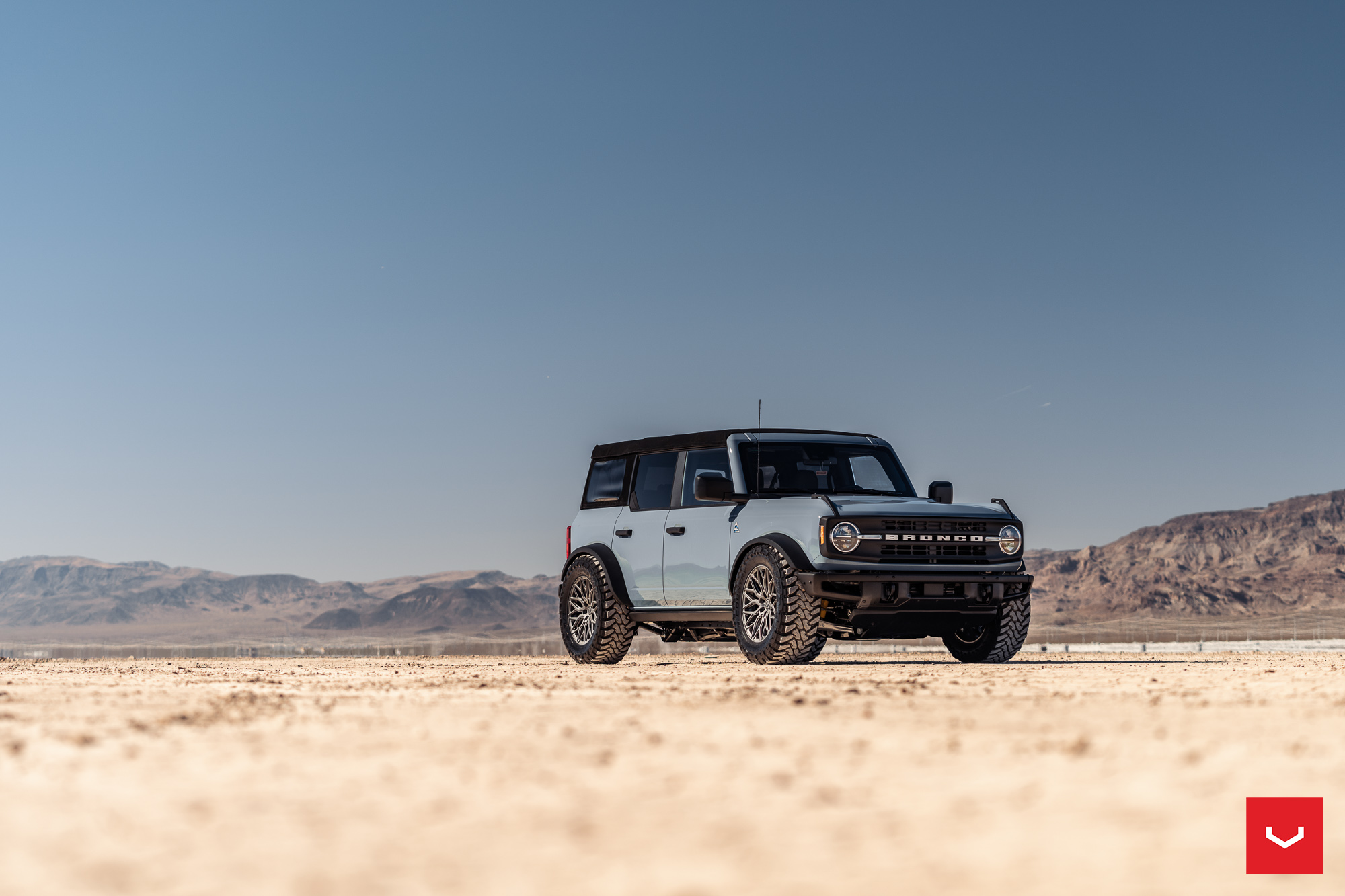 World’s First Ford Bronco With An Air Suspension Can Do Both High And Low