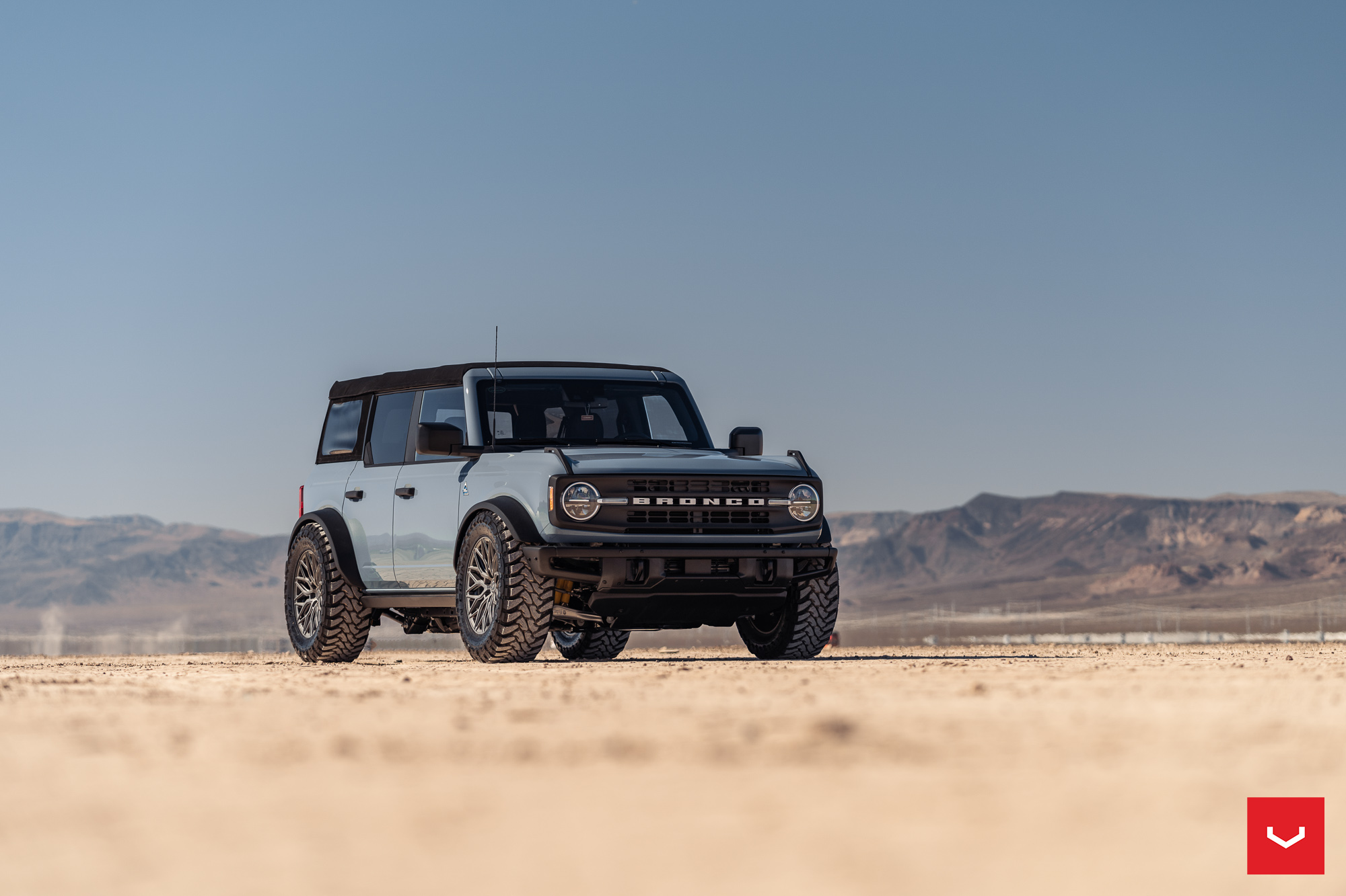 World’s First Ford Bronco With An Air Suspension Can Do Both High And Low