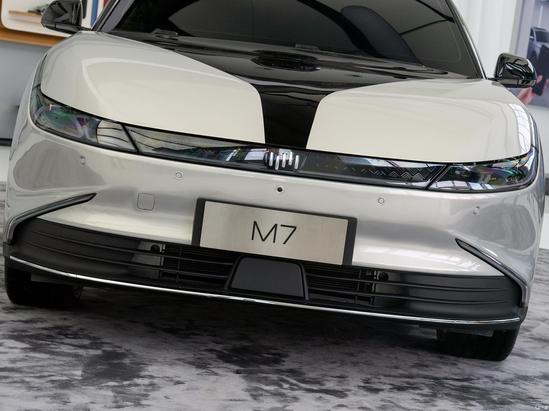 China’s Weimar M7 Claims To Be A Level 5-Capable EV With Three LiDARs