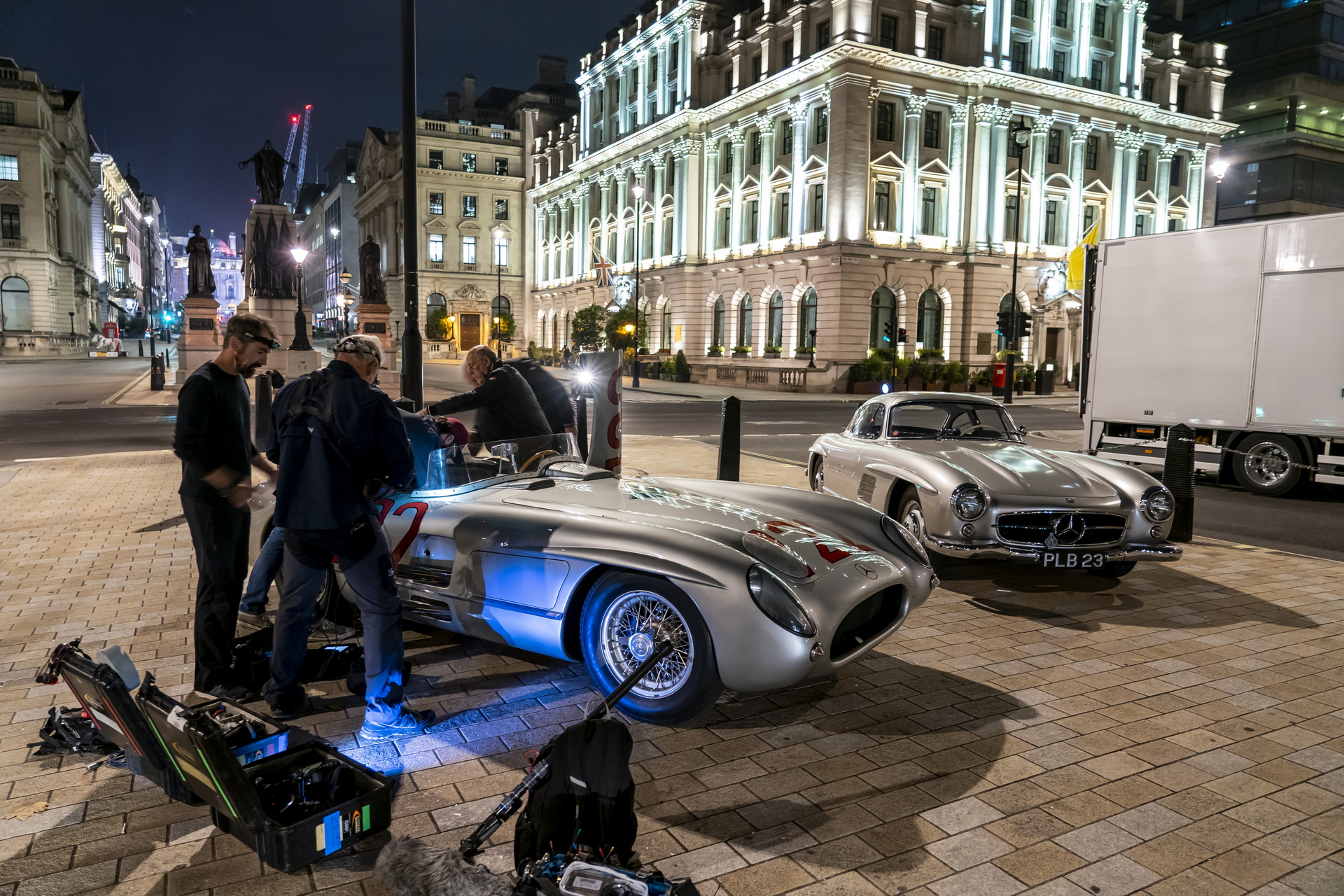 Mercedes Takes Stirling Moss’ 300 SLR For One Last Drive Before Parking It In Its Museum