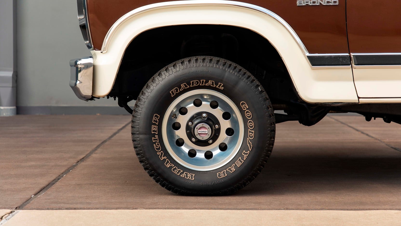 This 3,500 Mile 1982 Ford Bronco Could Sell For Twice As Much As The New Model