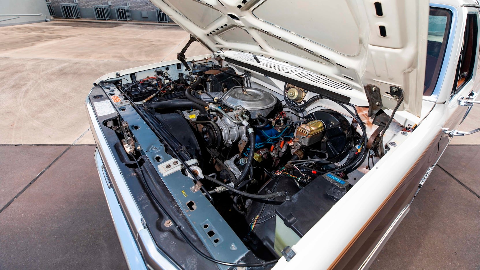 This 3,500 Mile 1982 Ford Bronco Could Sell For Twice As Much As The New Model