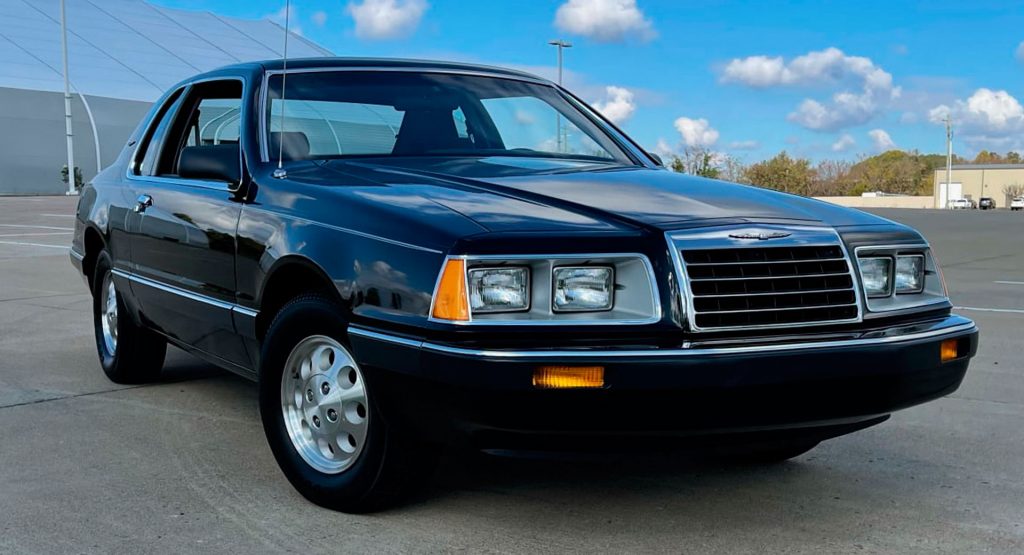  Travel Back To 1985 With This 6,200 Mile Ford Thunderbird