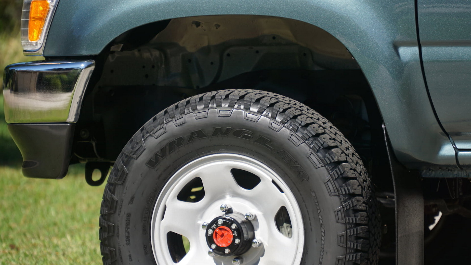 Amazing 1993 Toyota Pickup Barn Find With 93 Miles Could Fetch Some Serious Money