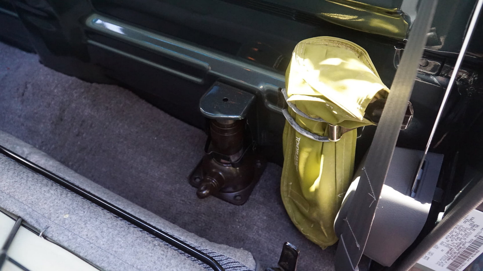 Amazing 1993 Toyota Pickup Barn Find With 93 Miles Could Fetch Some Serious Money