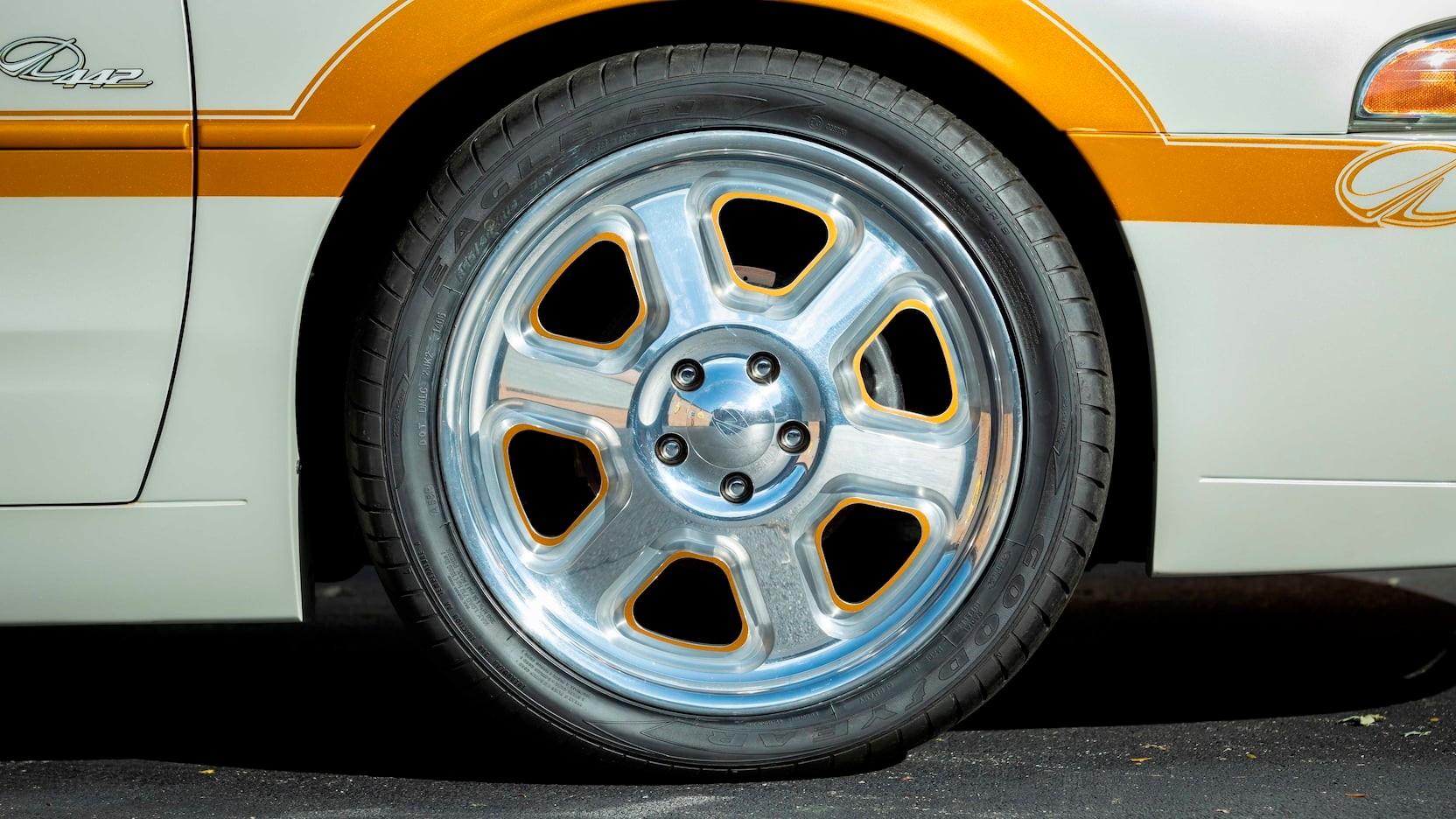 The Final Oldsmobile 442 Is Going Up For Auction, But It’s Really Just A V8-Powered Intrigue