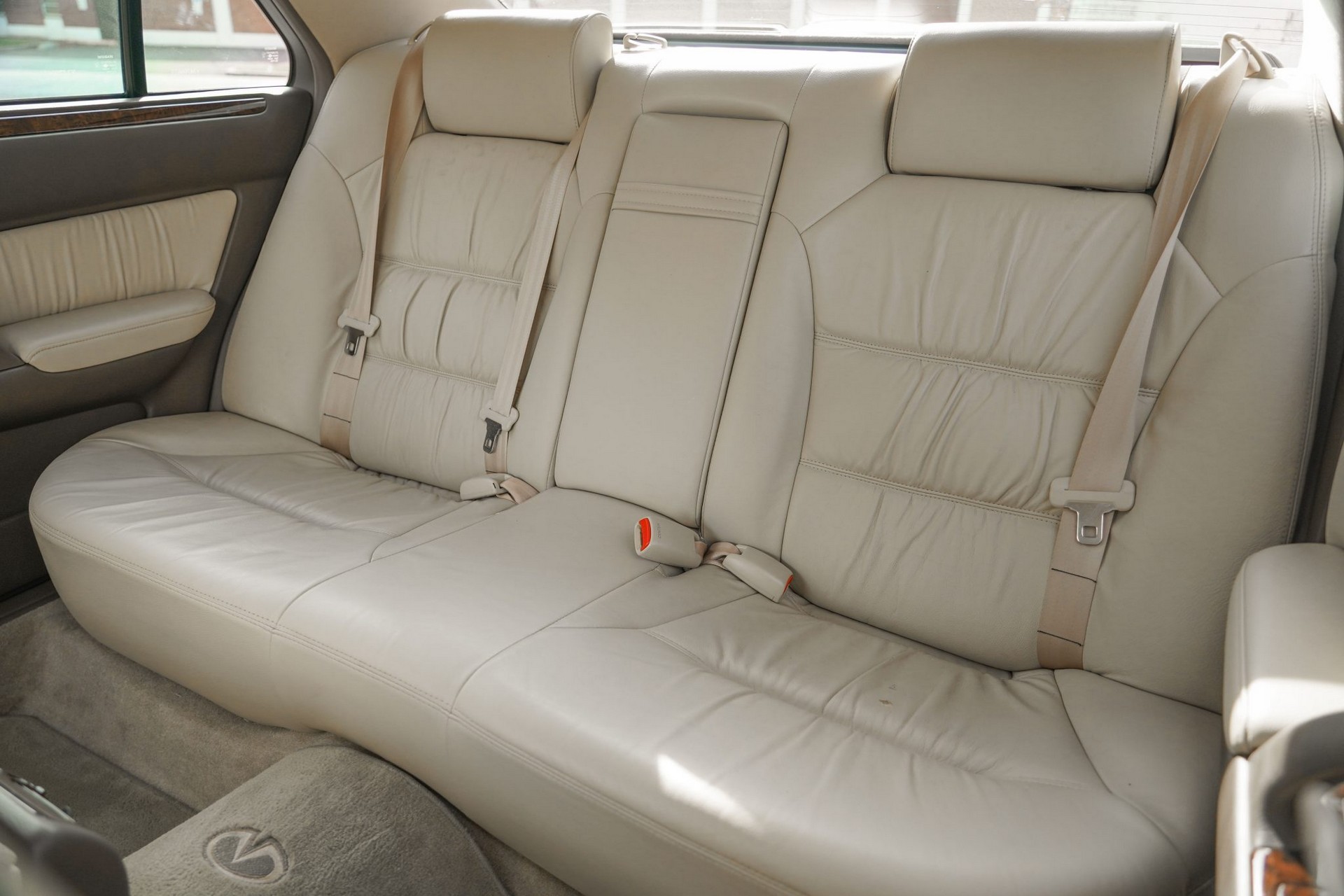 This 17k Mile Infiniti Q45 From 2000 Comes Complete With A Motorola Flip Phone