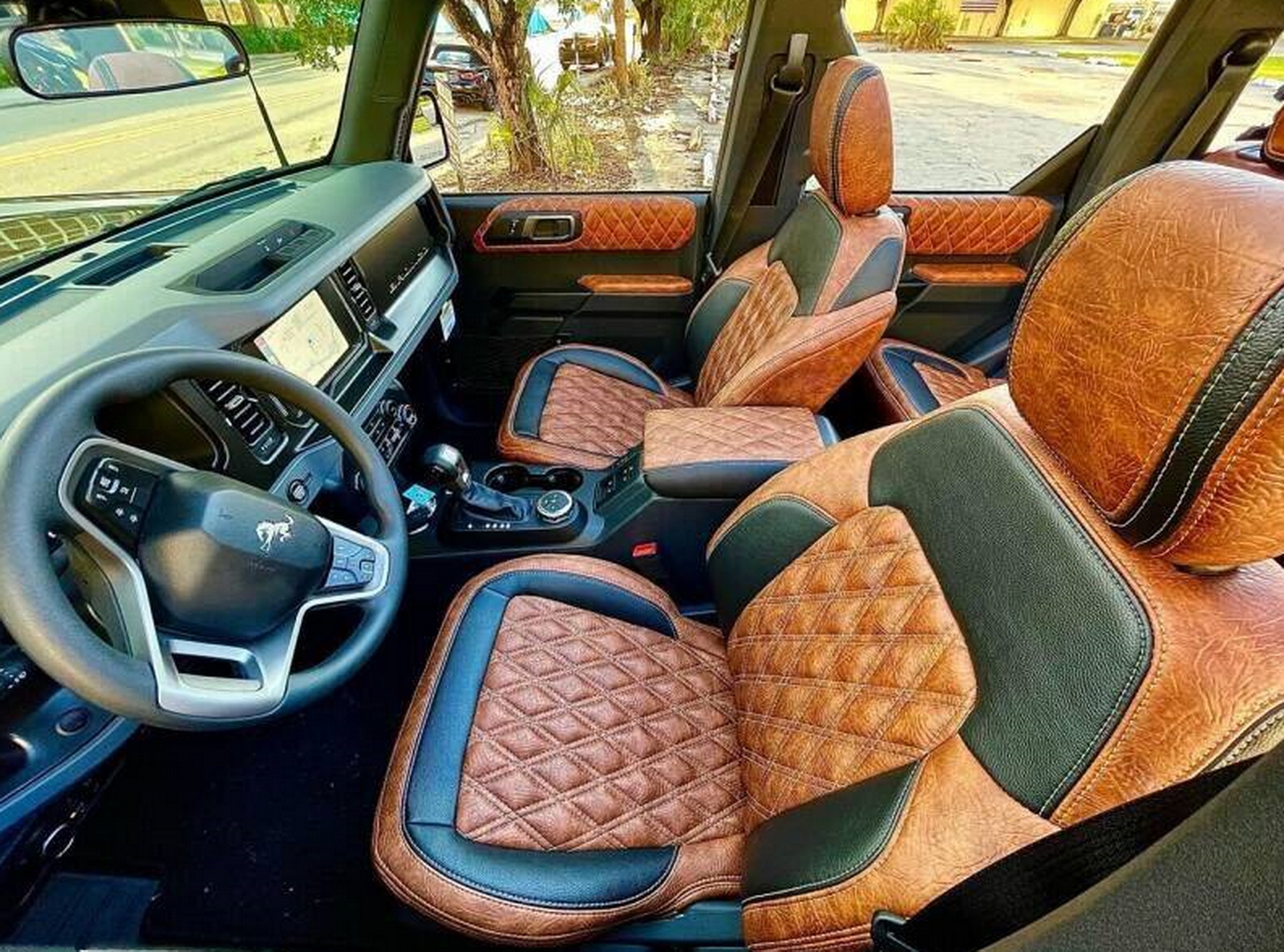 When A Jeep Shop Gets Its Hands On A Ford, The Result Is 700 HP Coyote-Powered Ford Bronco