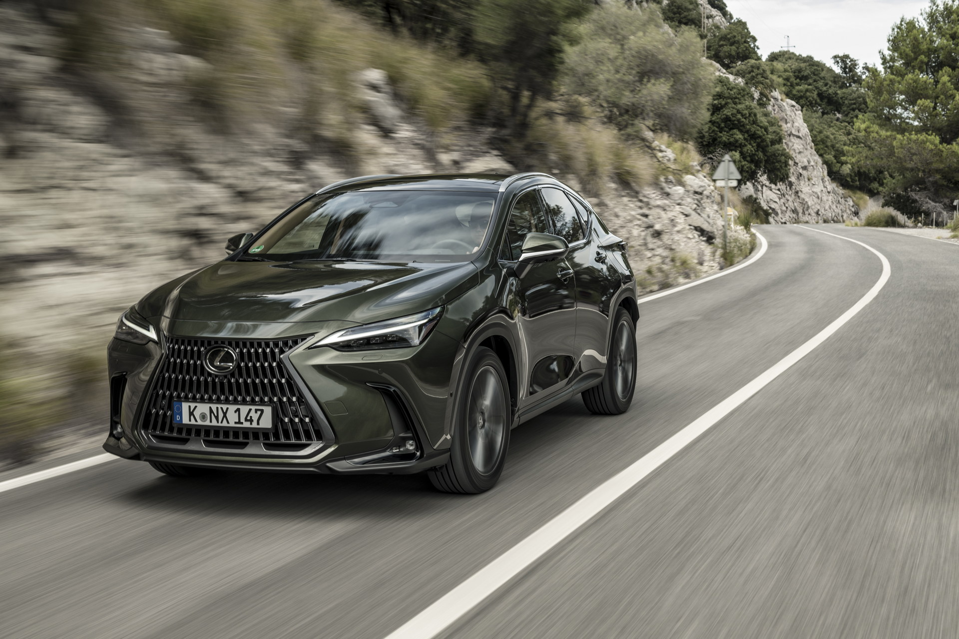 Europe’s 2022 Lexus NX Detailed In Massive Photo Gallery, UK Pricing Revealed