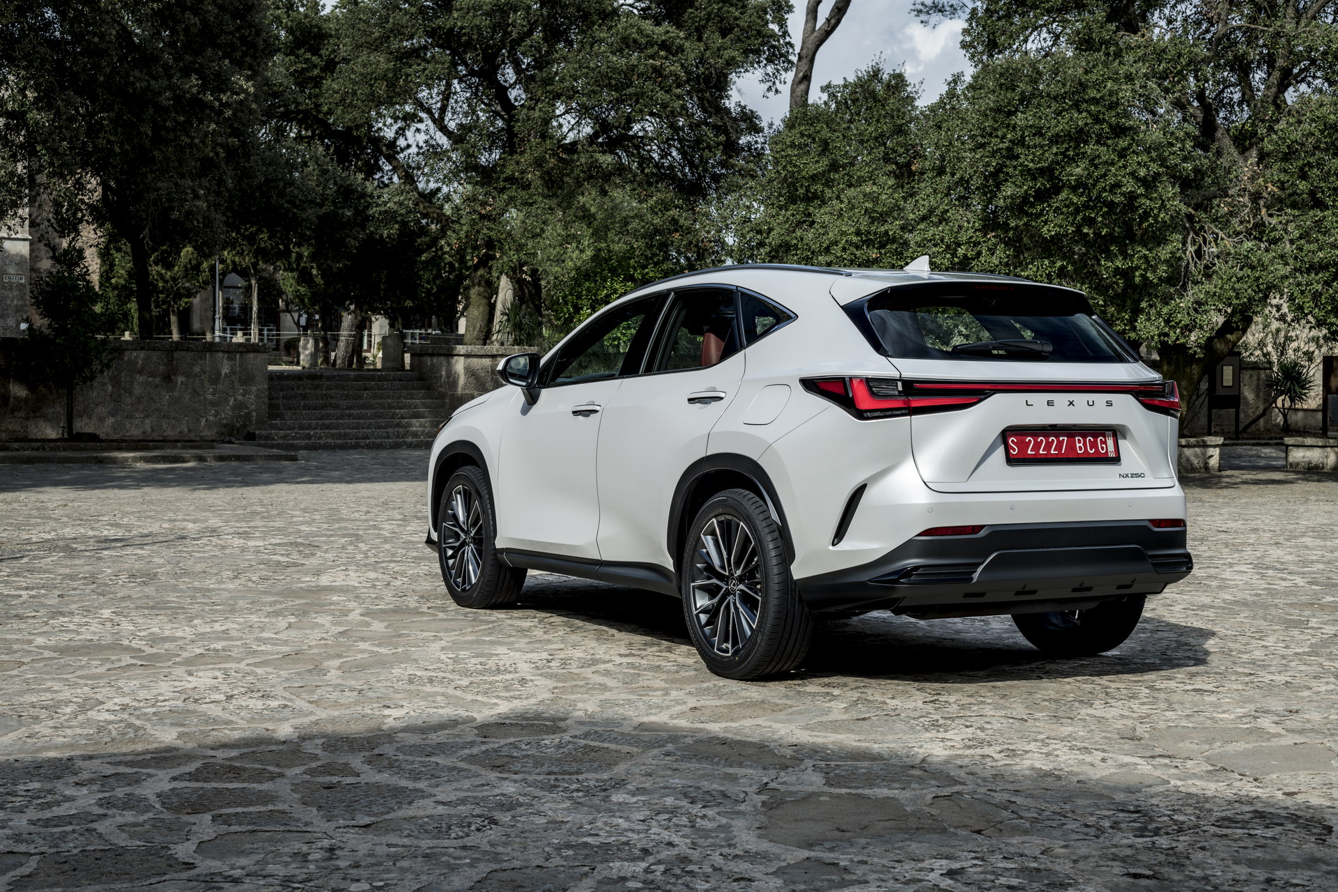 Europe’s 2022 Lexus NX Detailed In Massive Photo Gallery, UK Pricing Revealed