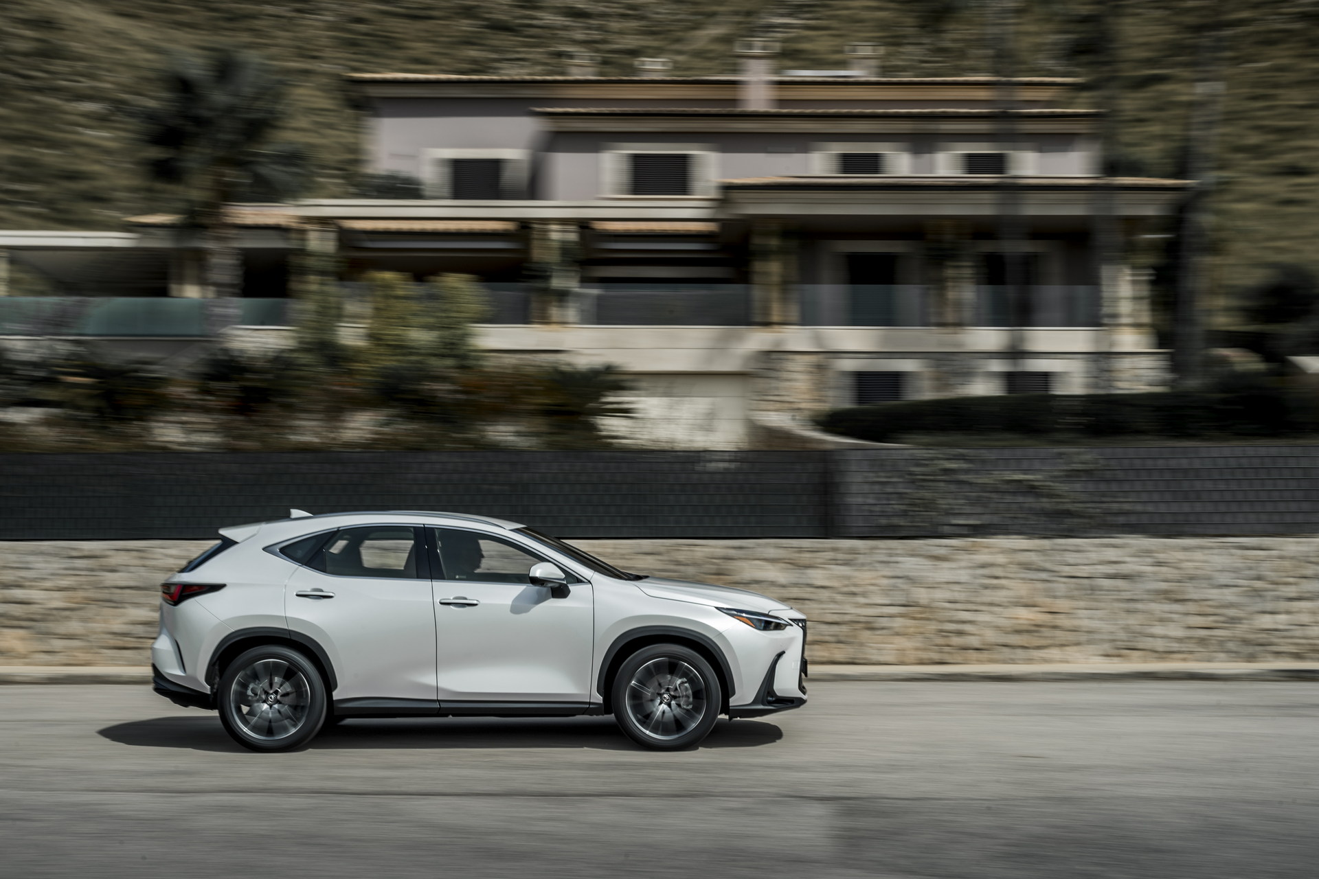 Europe’s 2022 Lexus NX Detailed In Massive Photo Gallery, UK Pricing Revealed