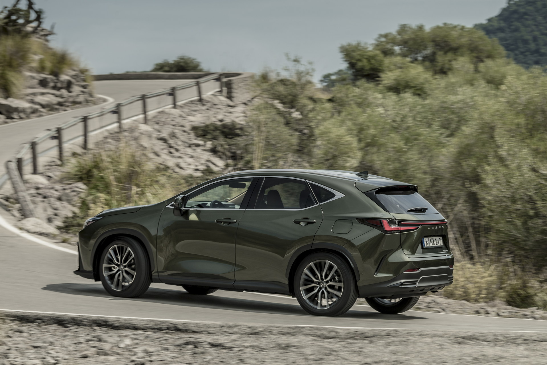 Europe’s 2022 Lexus NX Detailed In Massive Photo Gallery, UK Pricing Revealed