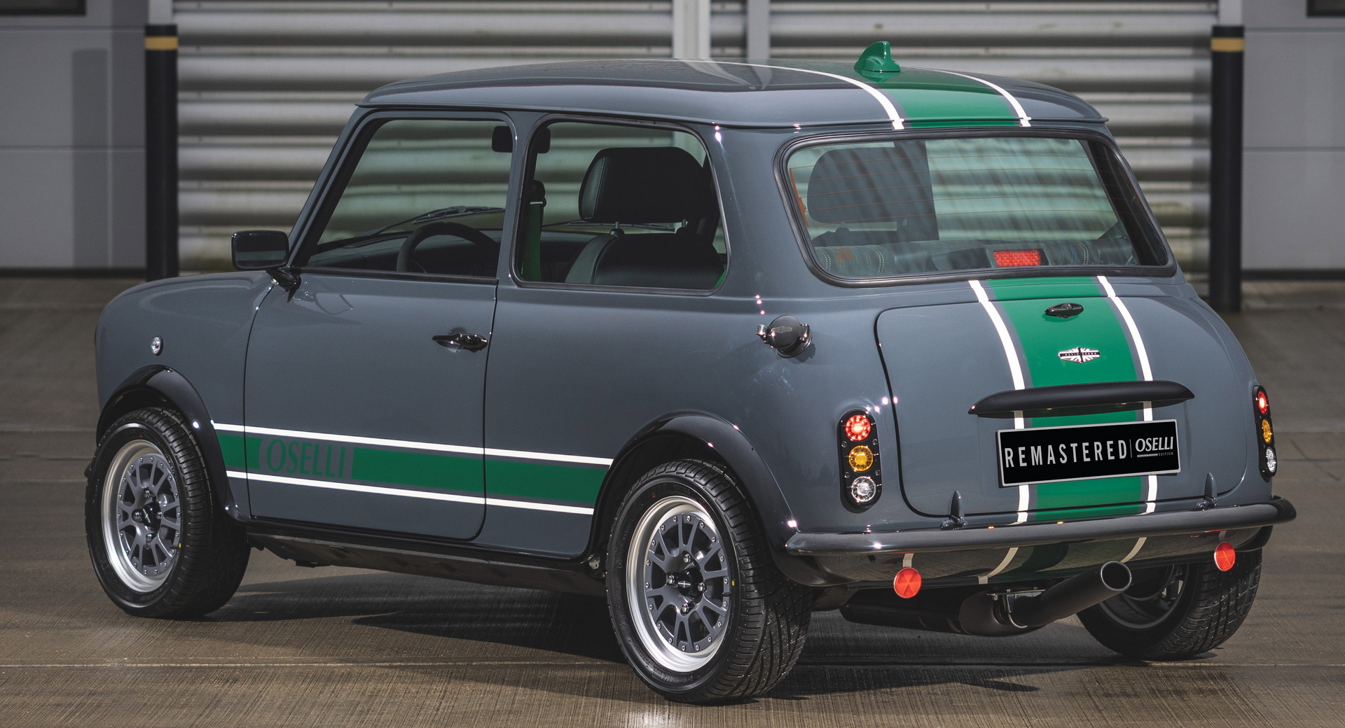 David Brown Automotive Delivers Its Very First Mini Remastered Oselli Edition