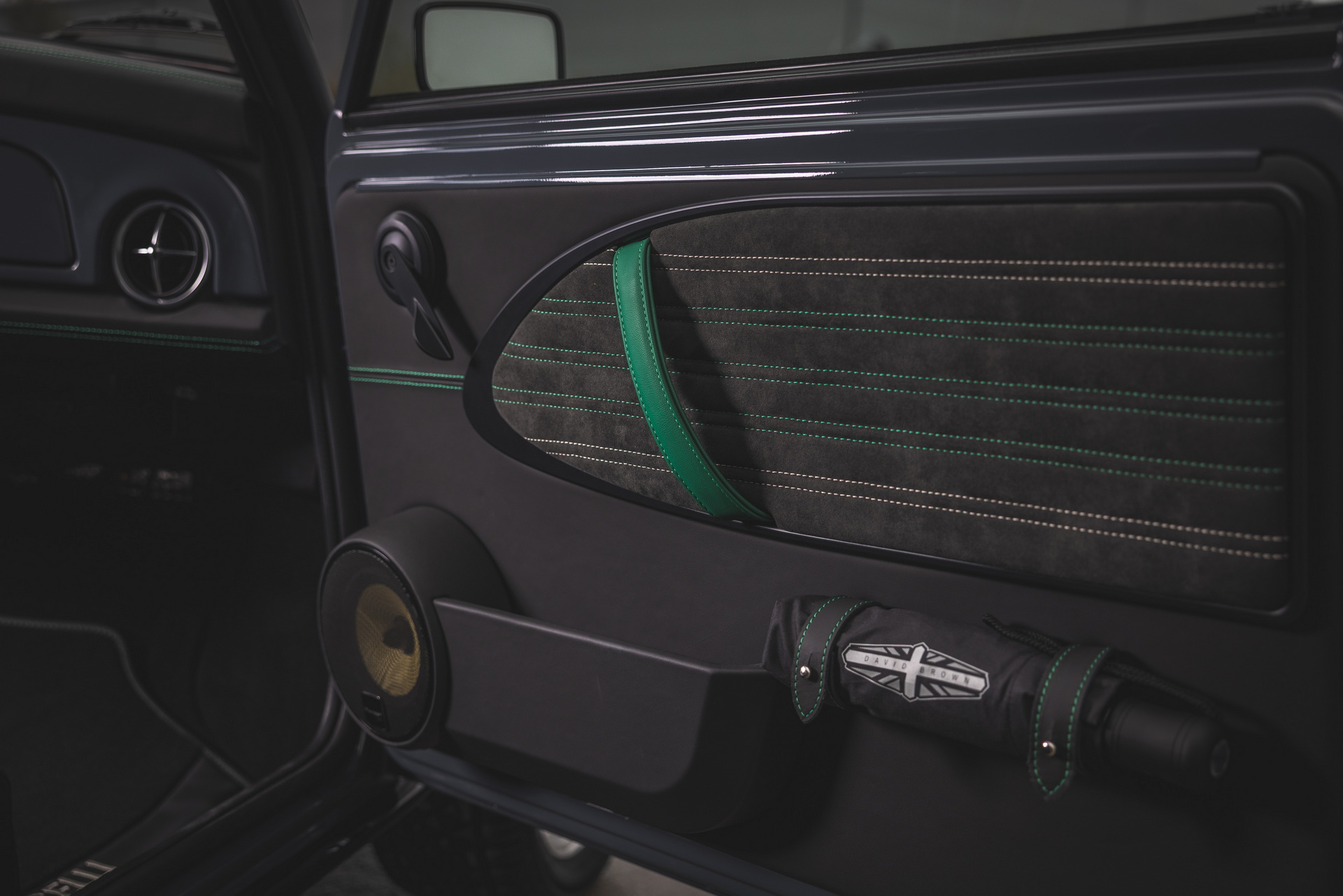 David Brown Automotive Delivers Its Very First Mini Remastered Oselli Edition