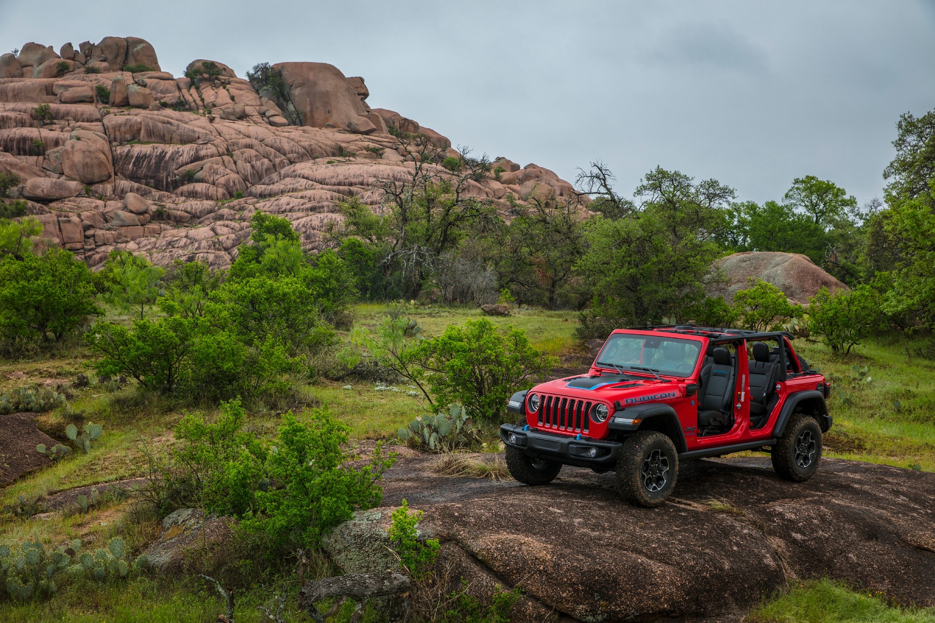 2022 Jeep Wrangler And Gladiator Gain Additional Equipment, Available 100:1 Crawl Ratio