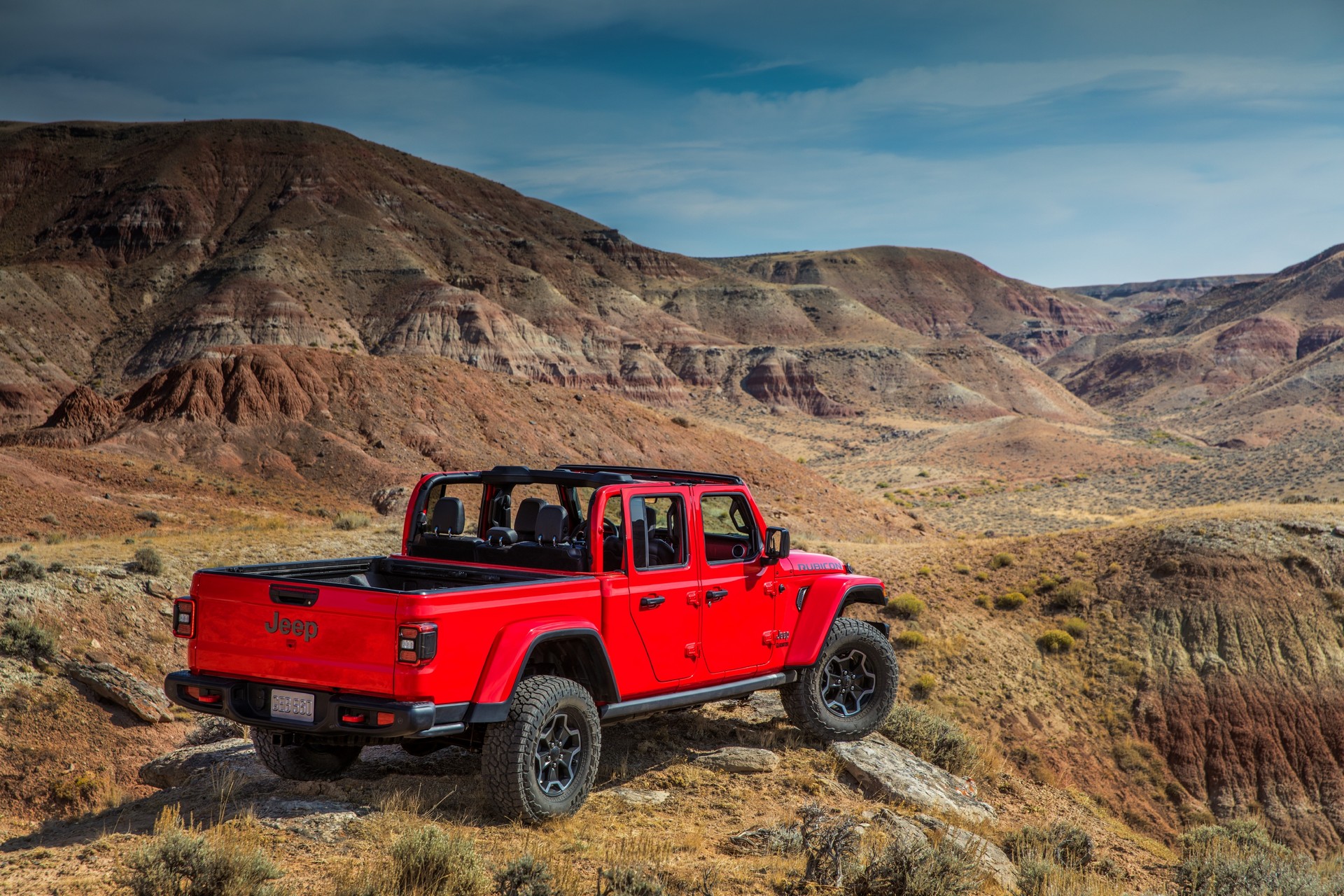 2022 Jeep Wrangler And Gladiator Gain Additional Equipment, Available 100:1 Crawl Ratio