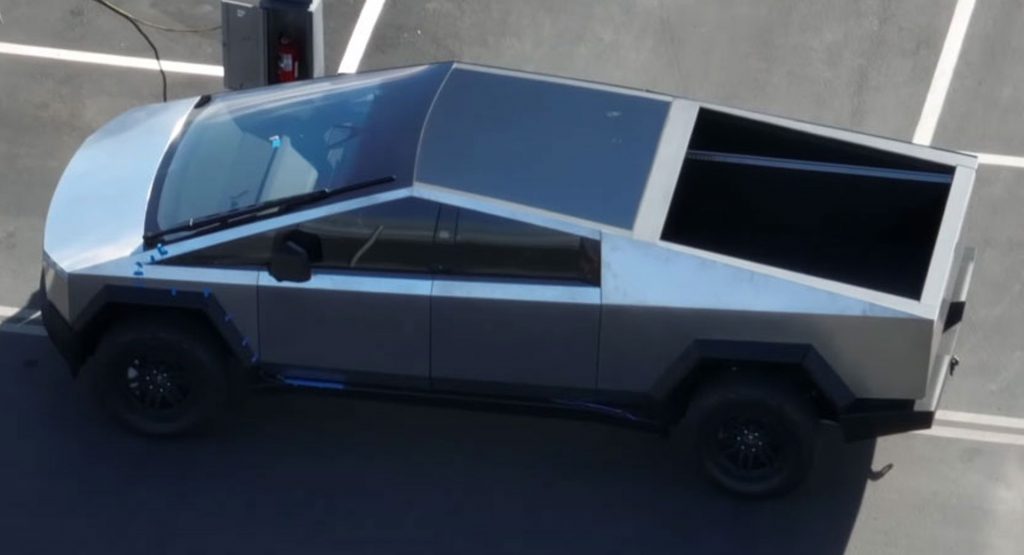  There’s A Tesla Cybertruck Prototype Hiding Under This Yardstick Of A Windshield Wiper