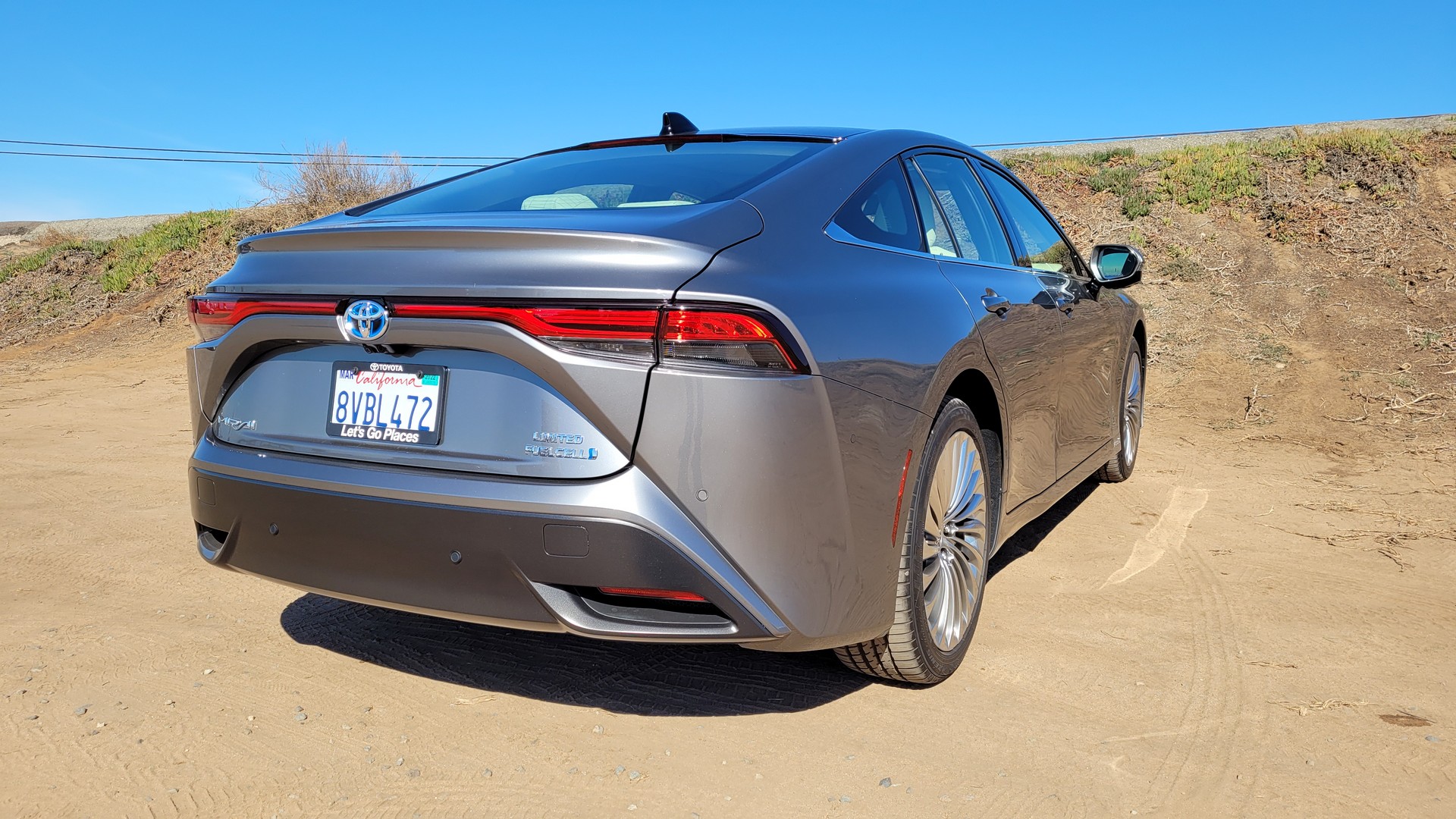 Quick Spin: The Toyota Mirai Is A Comfortable And Stylish Fuel Cell Flagship